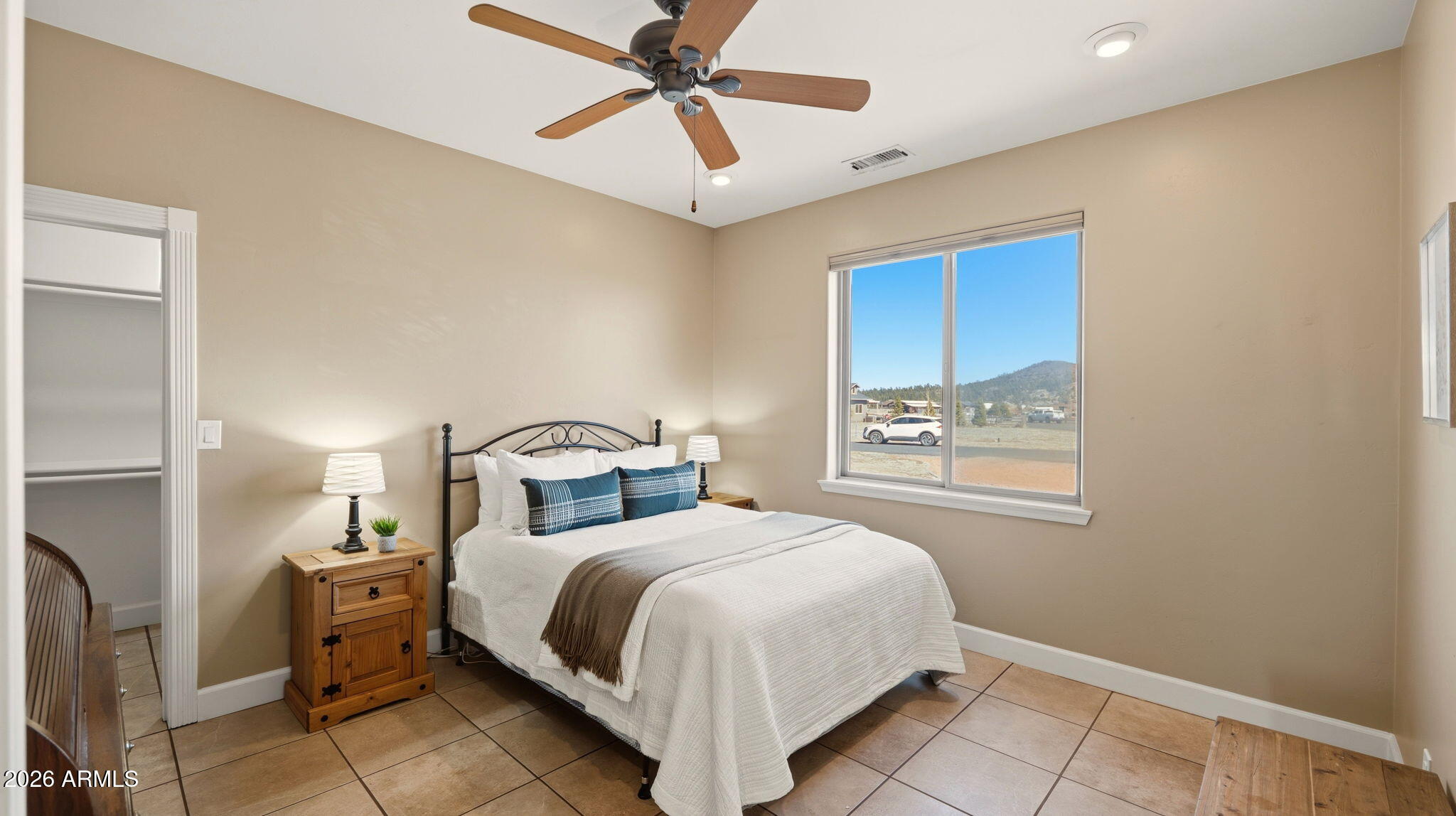 SLAYTON RANCH EST UNIT 01 LOT:34 SIXTEENTH: SW QUARTER: NE SECTION: 24 TOWNSHIP: 22N RANGE: 08E - Residential