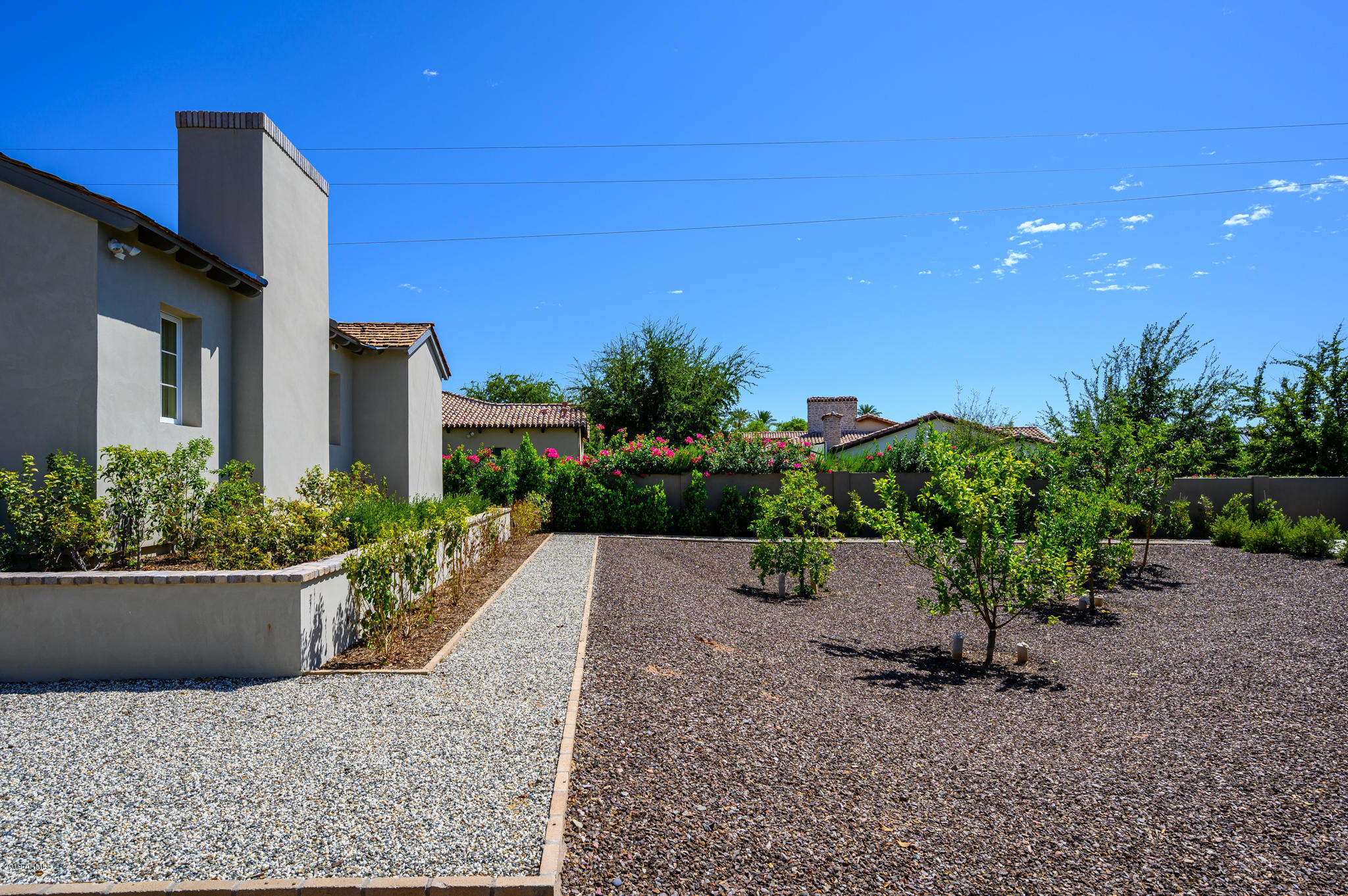 ROYAL PALM CIRCLE - Residential