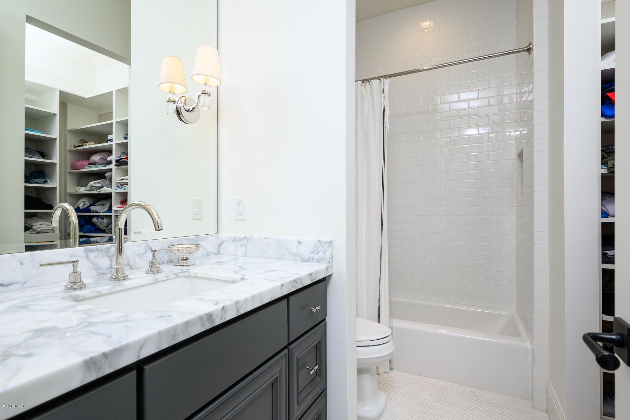 ROYAL PALM CIRCLE - Residential