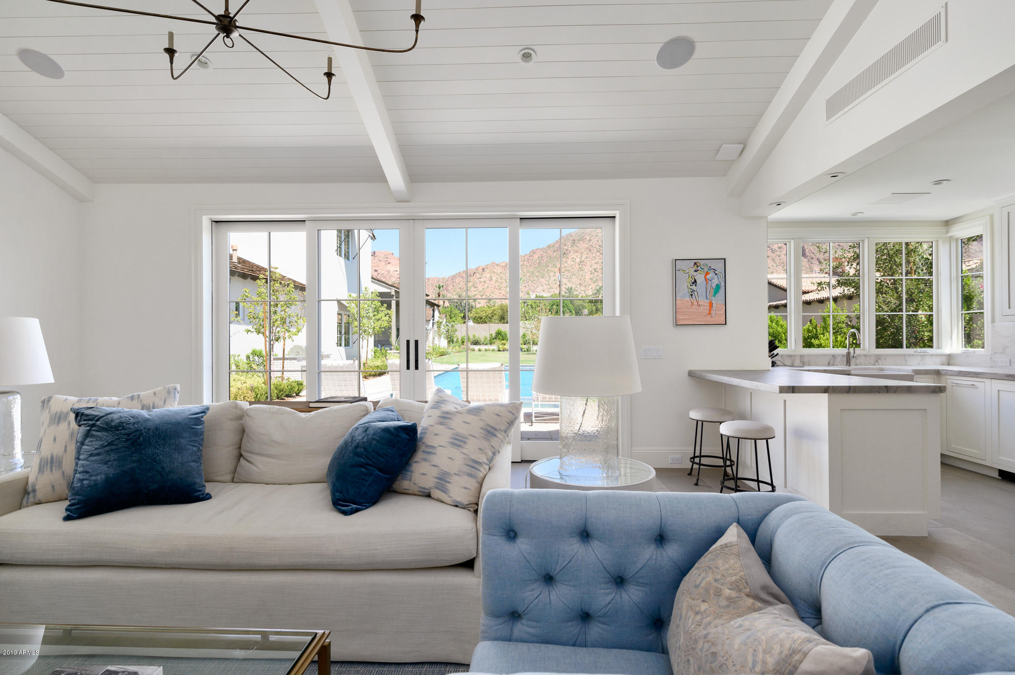 ROYAL PALM CIRCLE - Residential