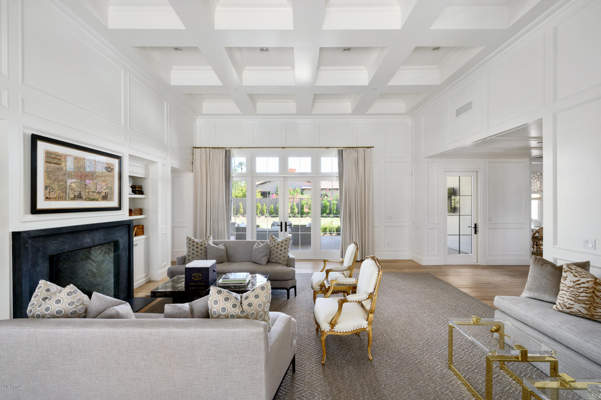 ROYAL PALM CIRCLE - Residential