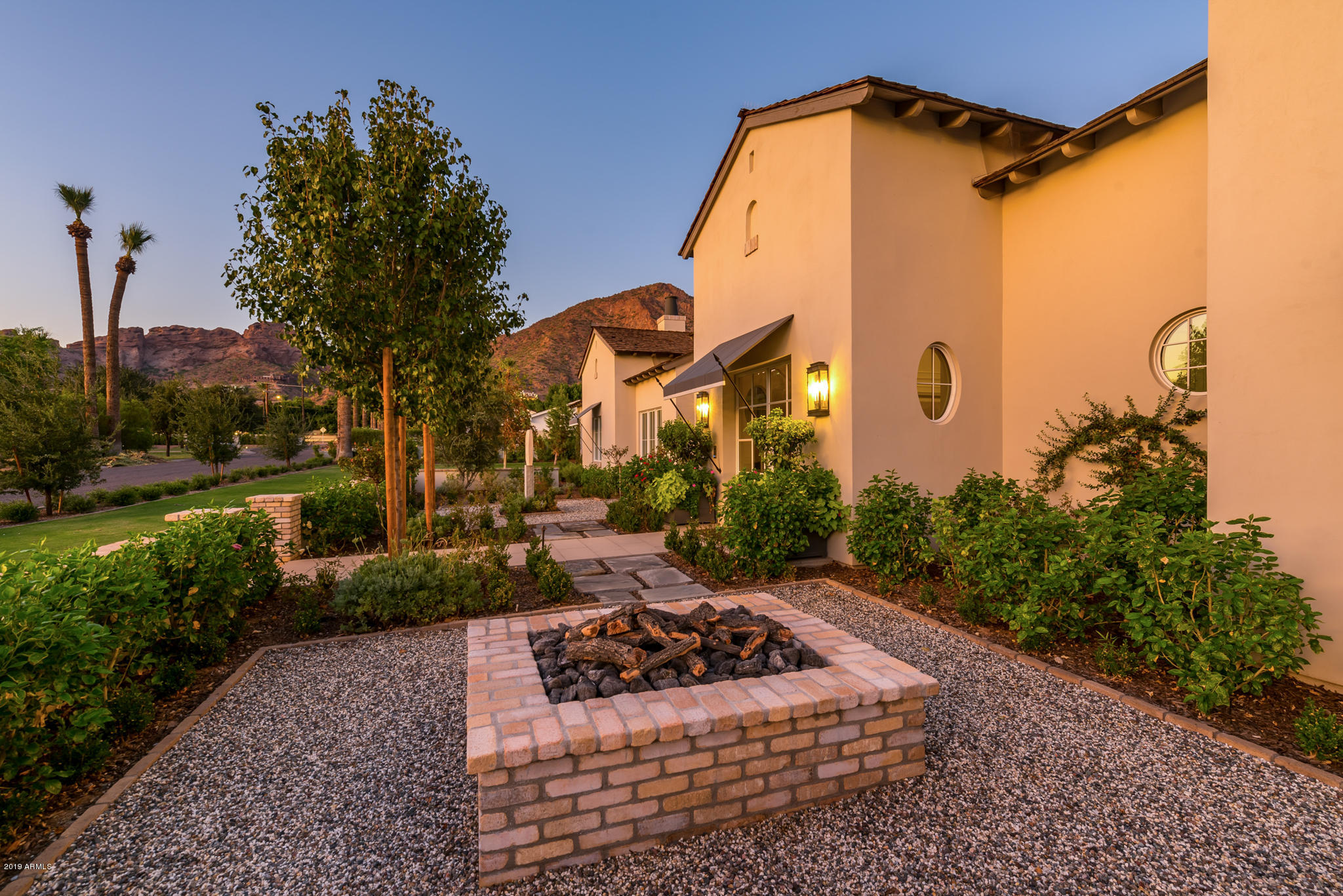 ROYAL PALM CIRCLE - Residential