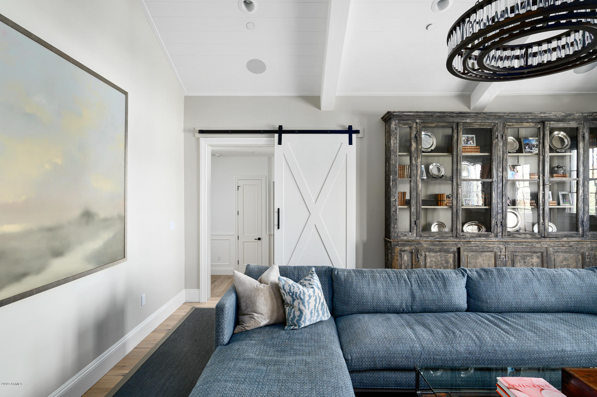 ROYAL PALM CIRCLE - Residential