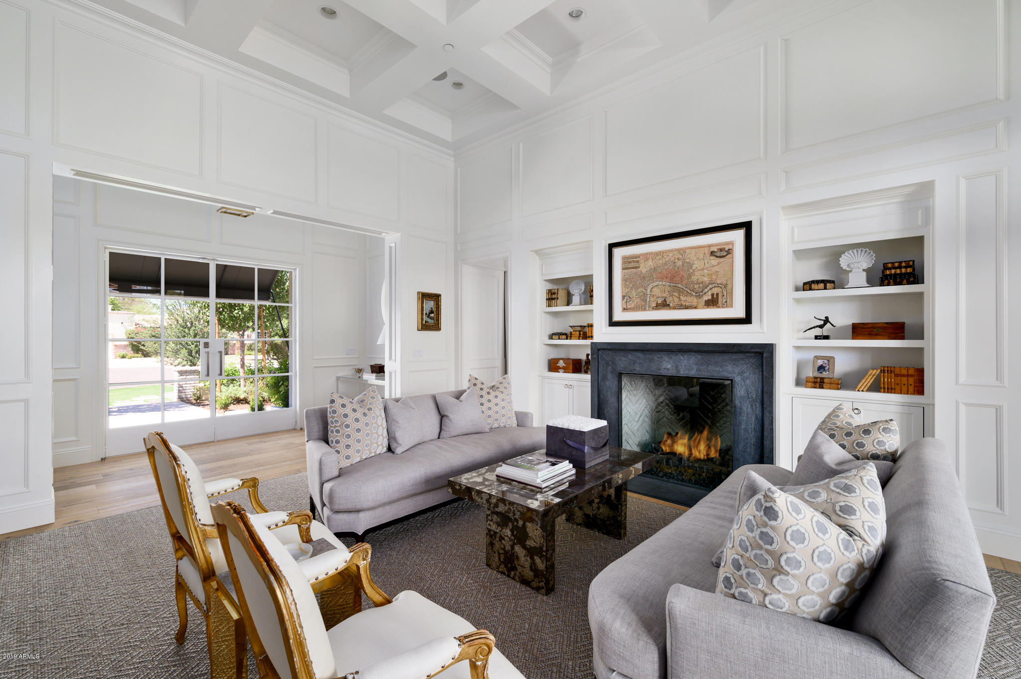 ROYAL PALM CIRCLE - Residential