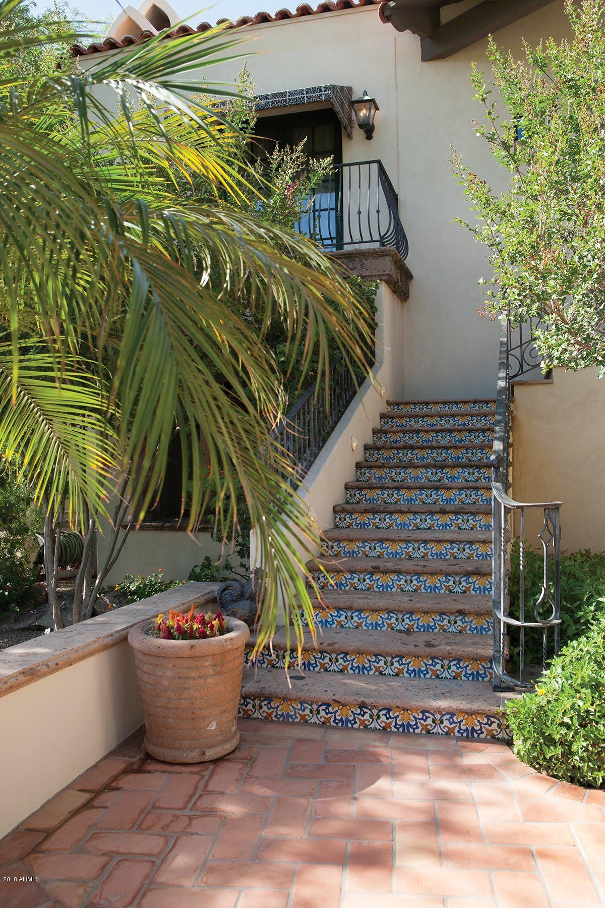 TILYOU RANCHITO LOT 1-6 - Residential