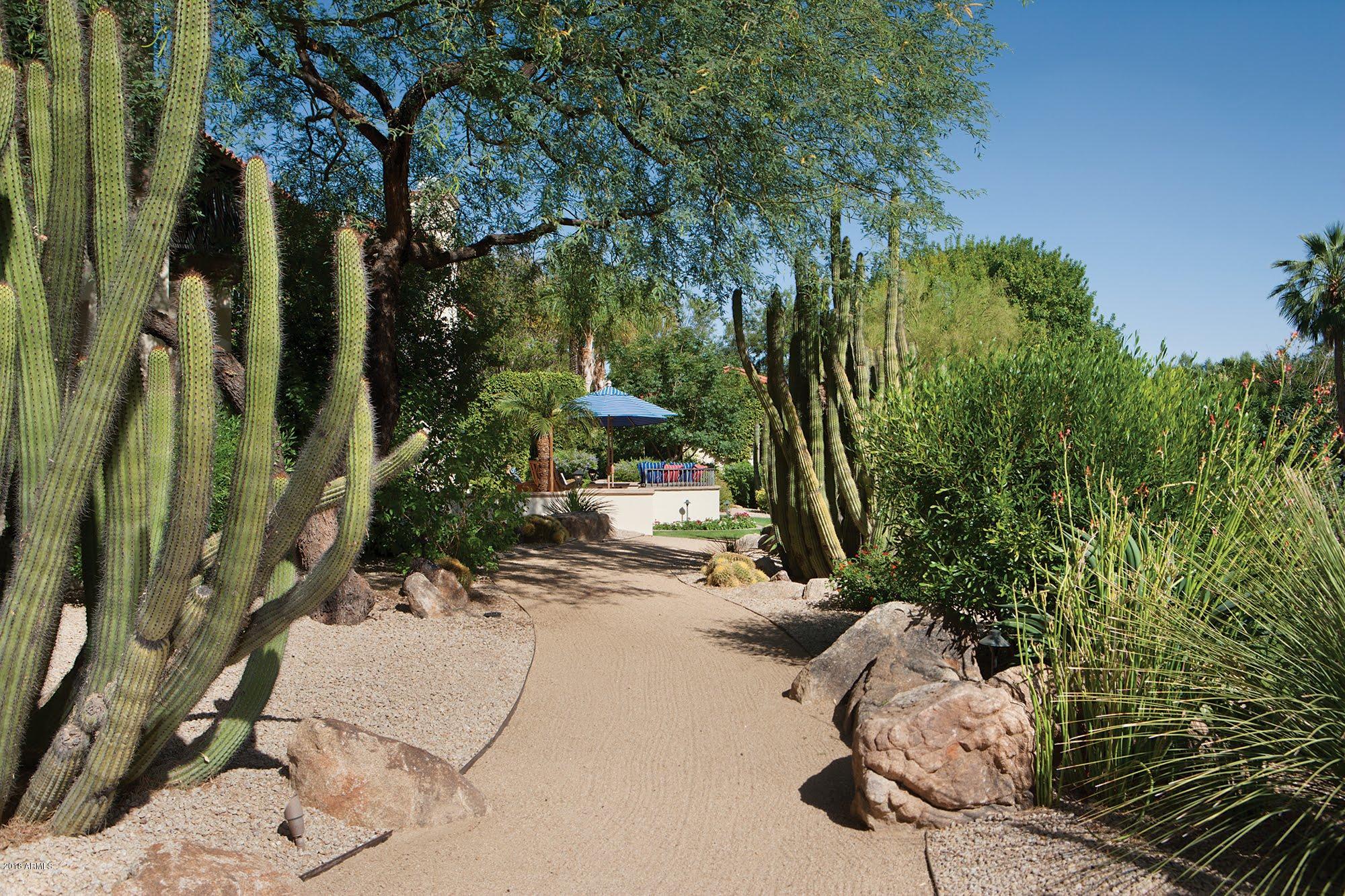 TILYOU RANCHITO LOT 1-6 - Residential