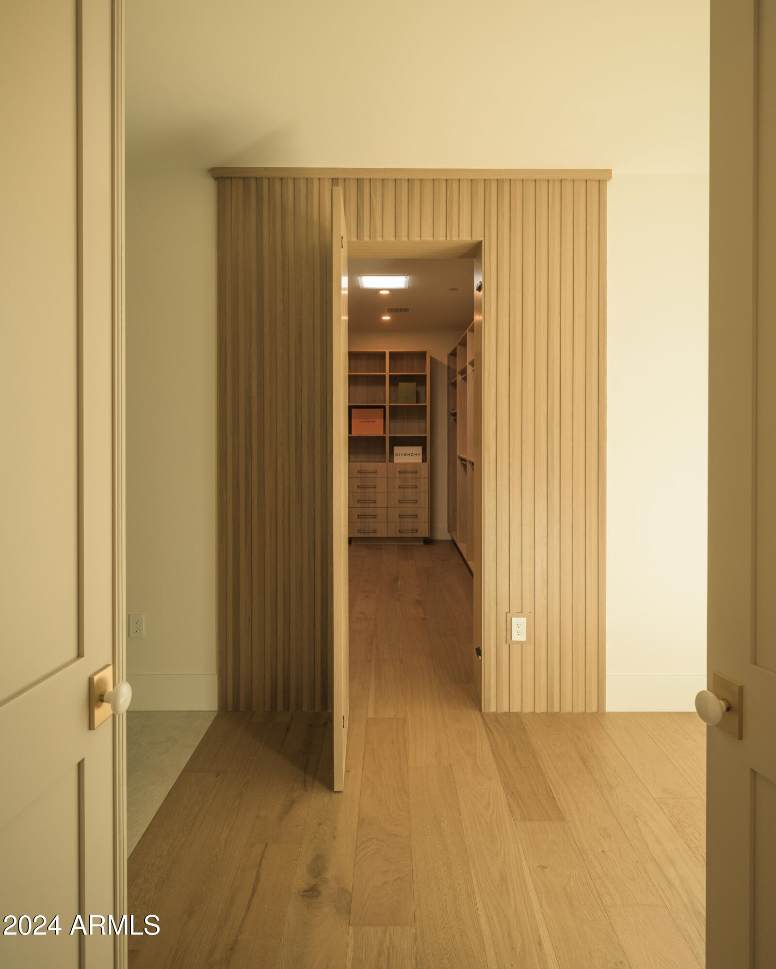 GROVE PARK ESTATES PLAT B - Residential