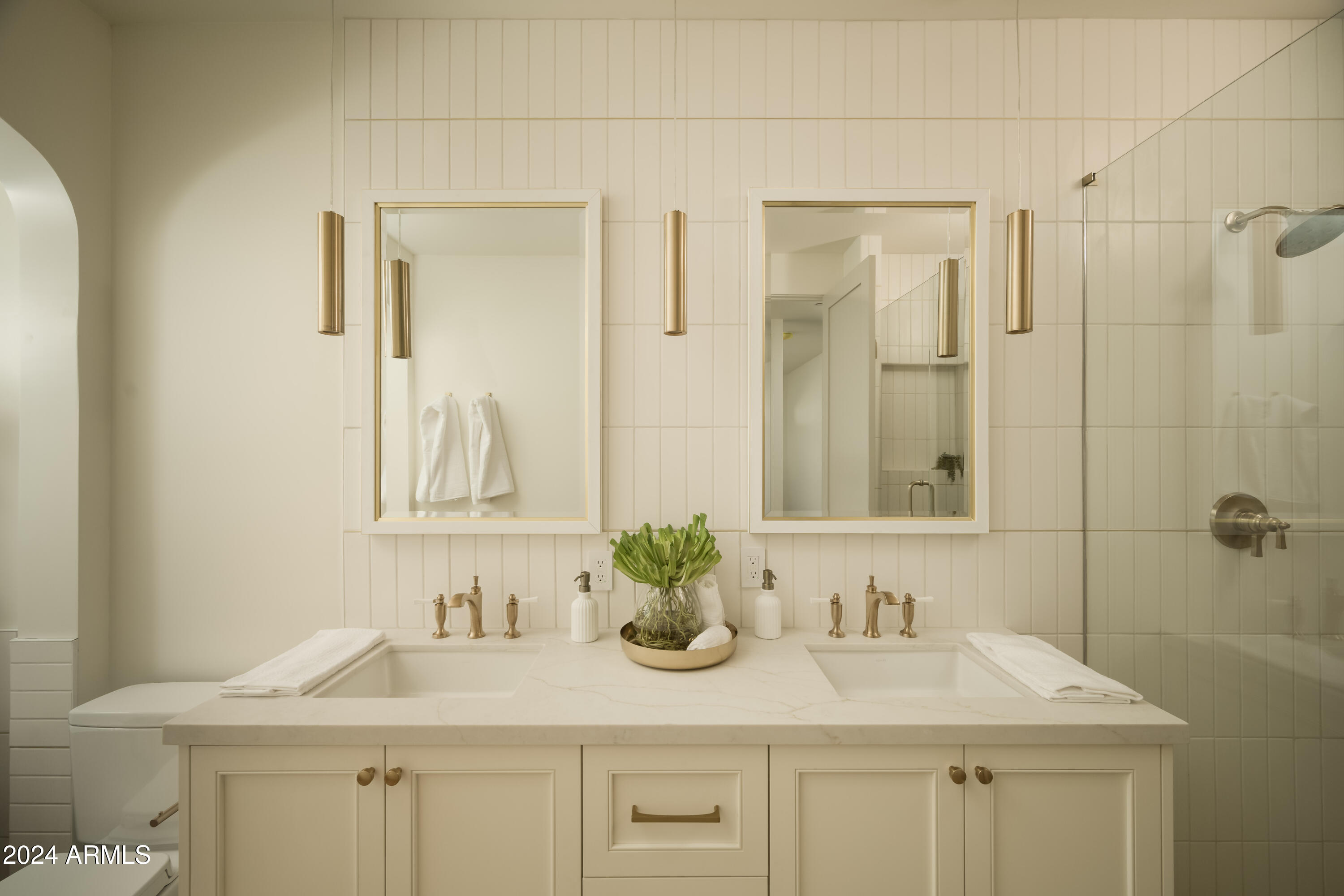 GROVE PARK ESTATES PLAT B - Residential