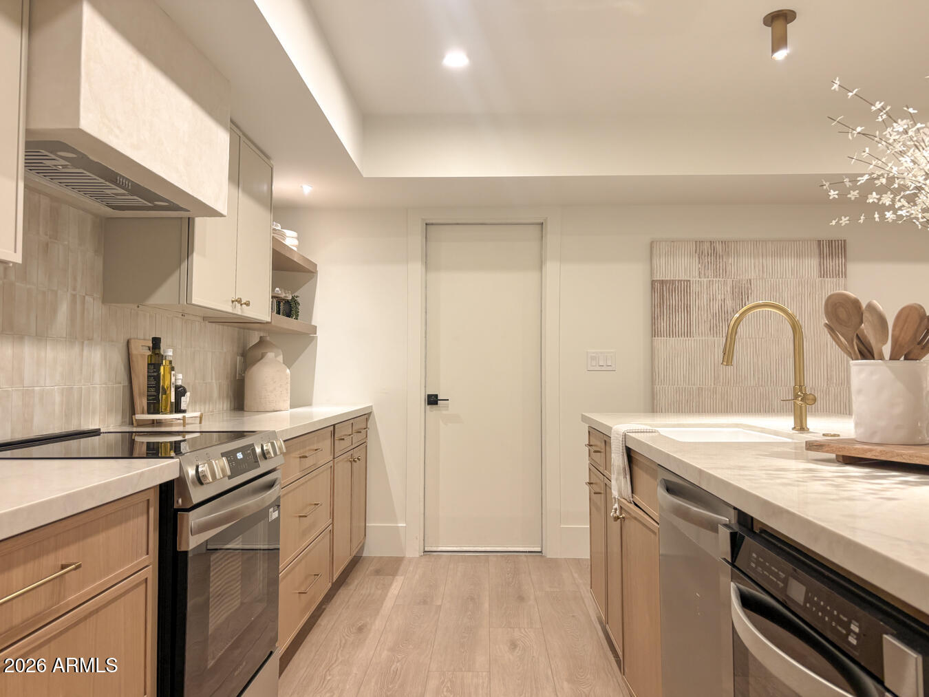 LAGUNA SAN JUAN - Residential