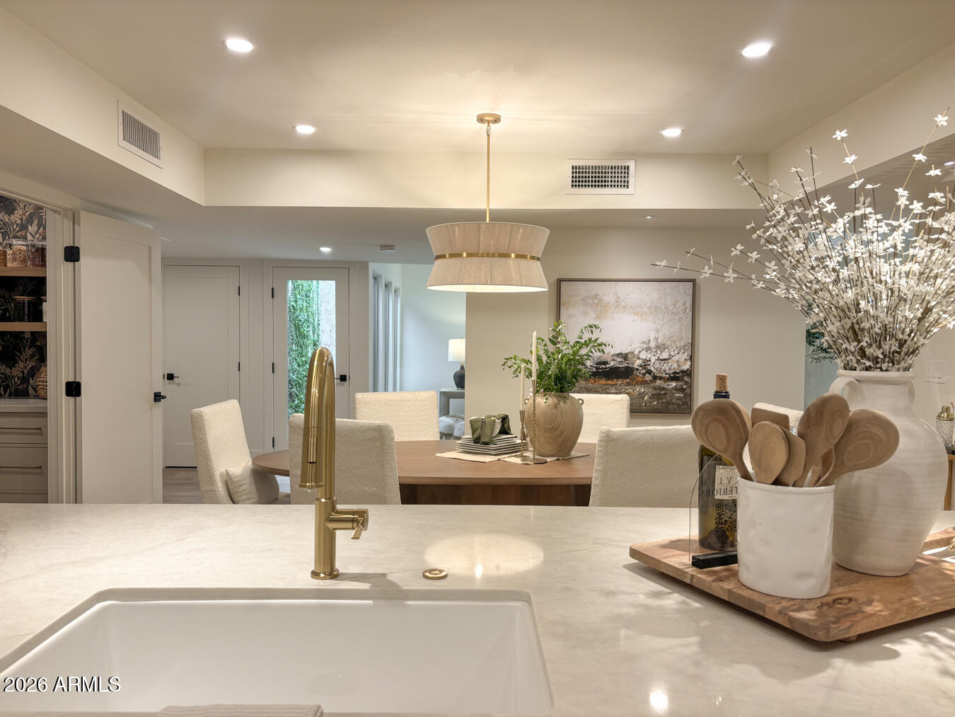 LAGUNA SAN JUAN - Residential