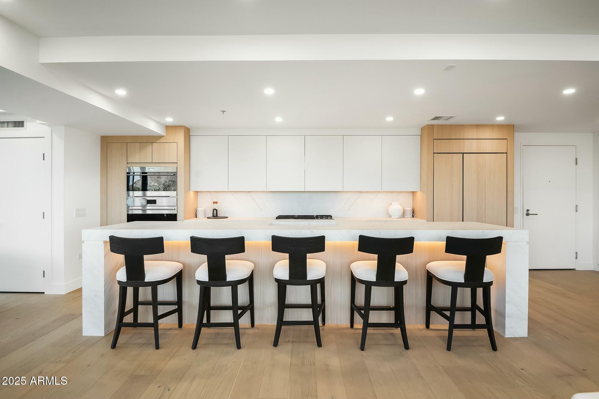 OPTIMA CAMELVIEW VILLAGE - Residential