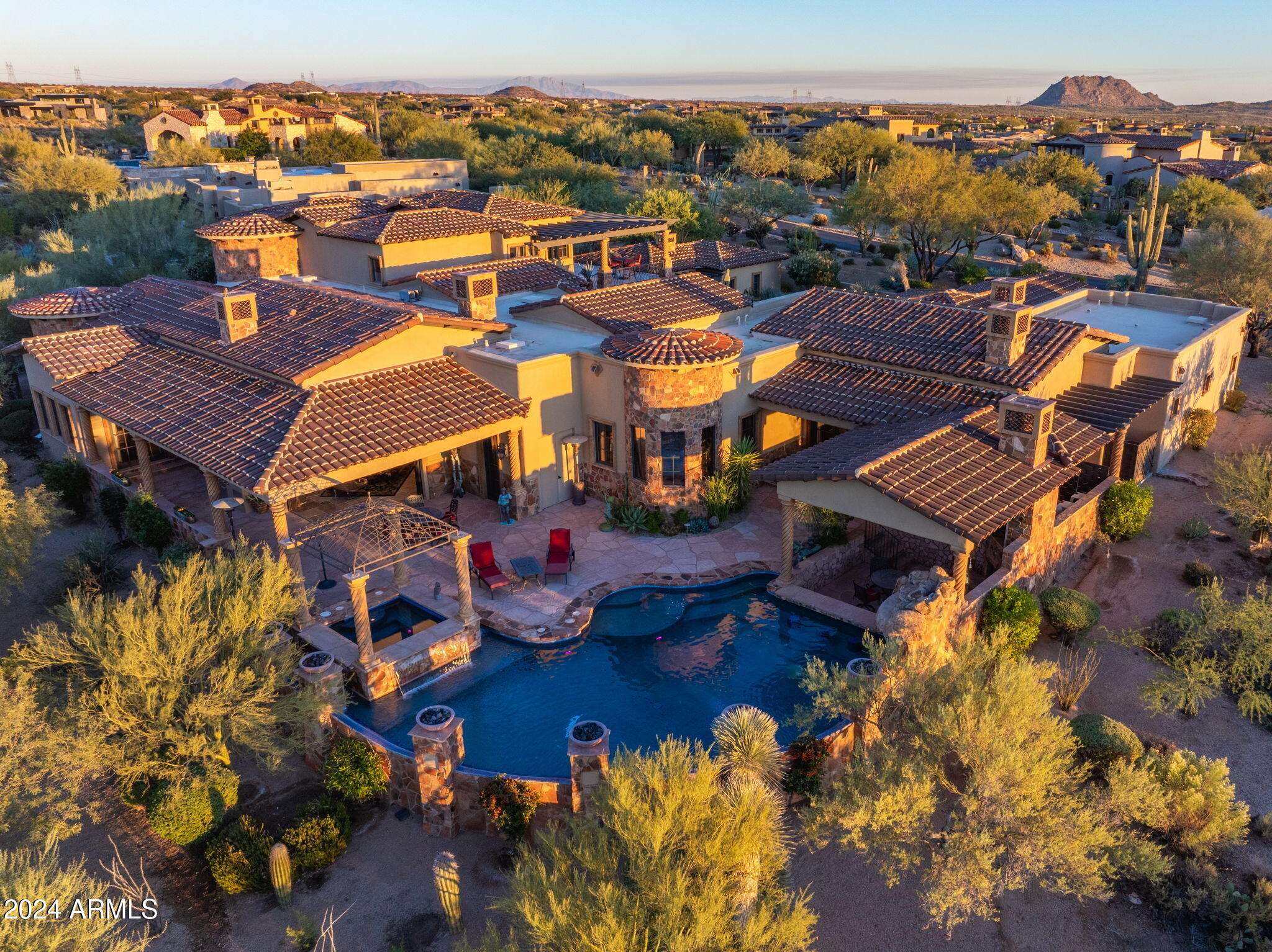 Mirabel Club - Residential