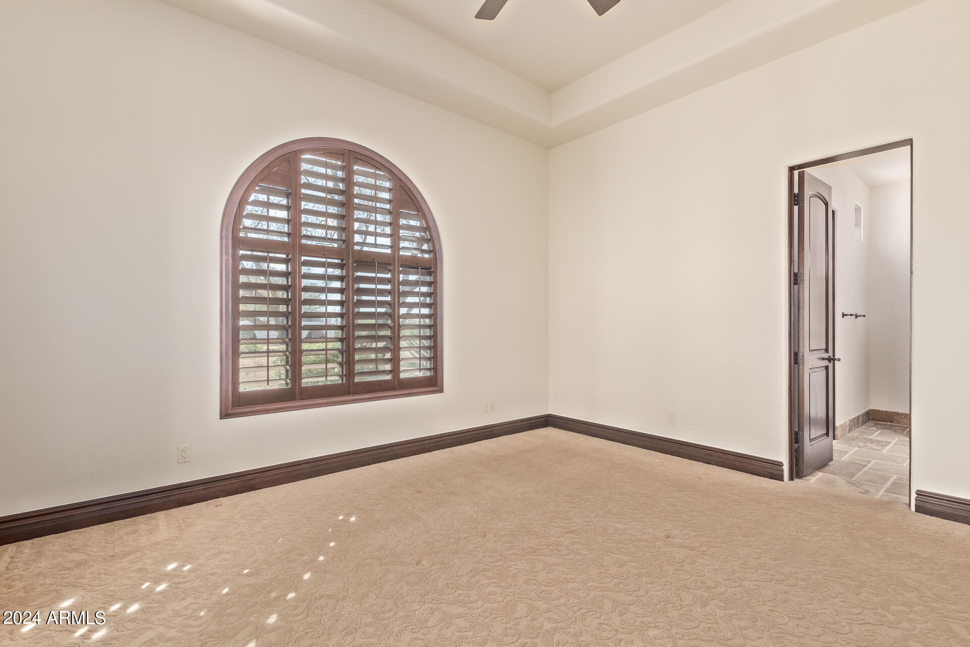 SIERRA HILLS - Residential