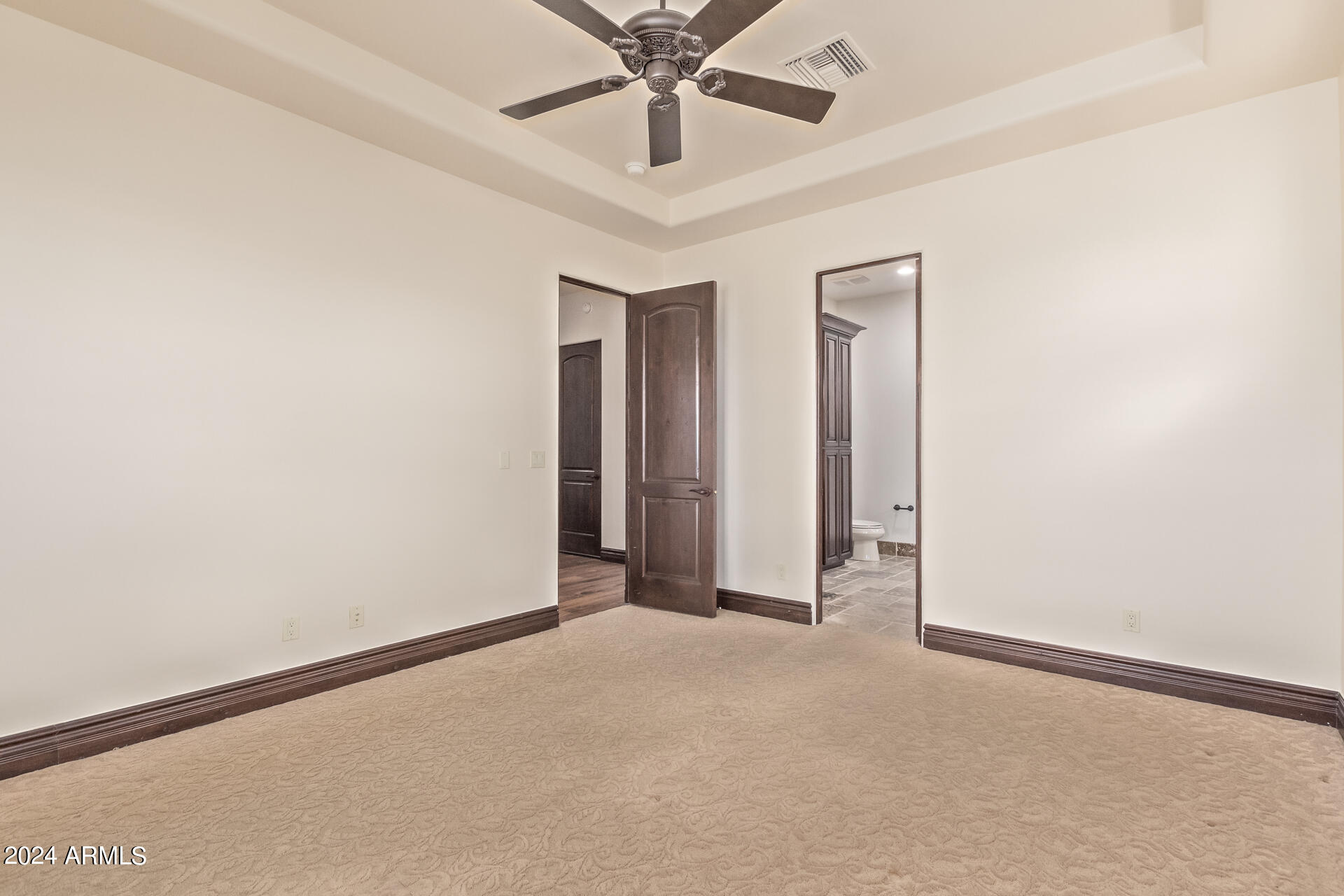 SIERRA HILLS - Residential