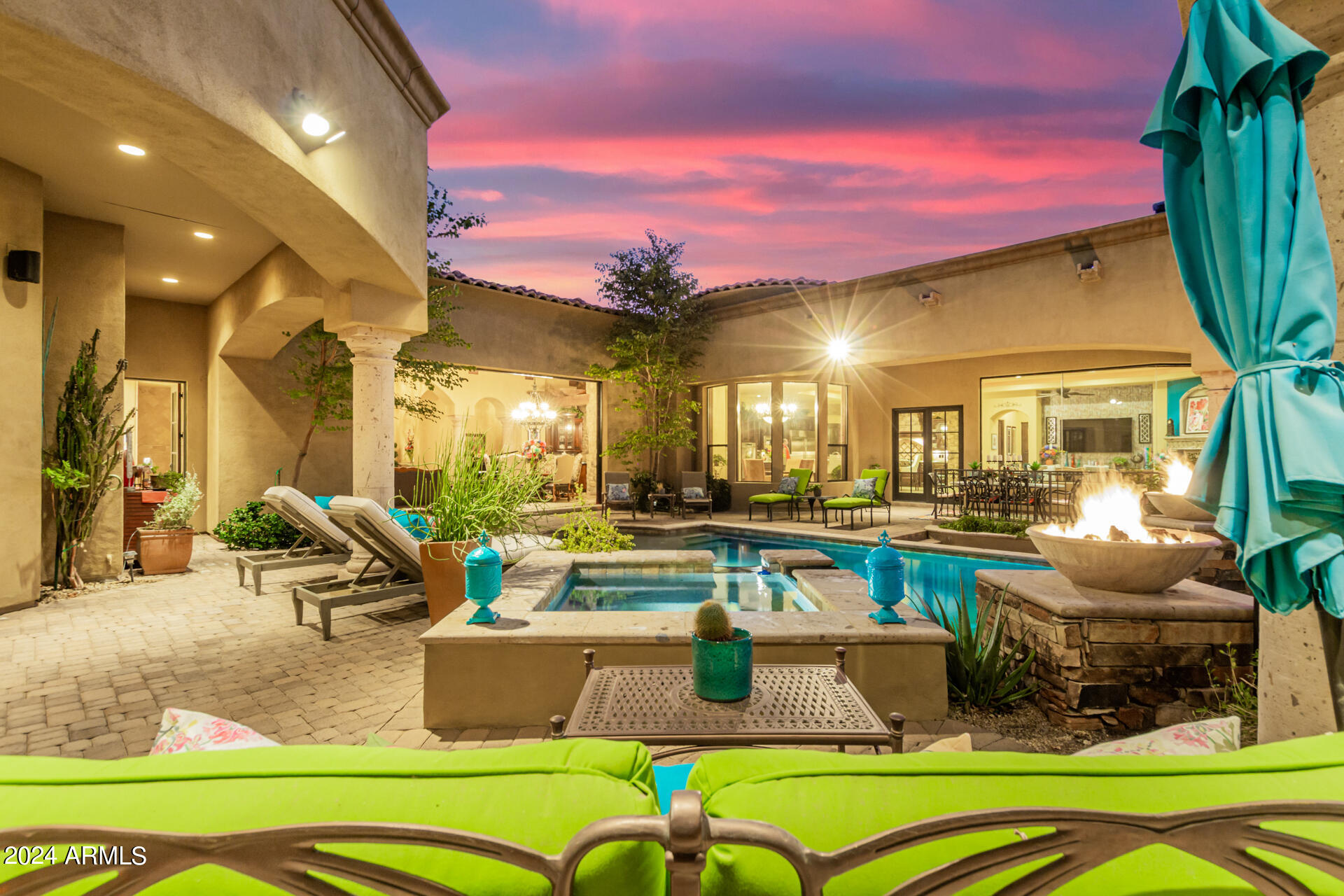 SIERRA HILLS - Residential