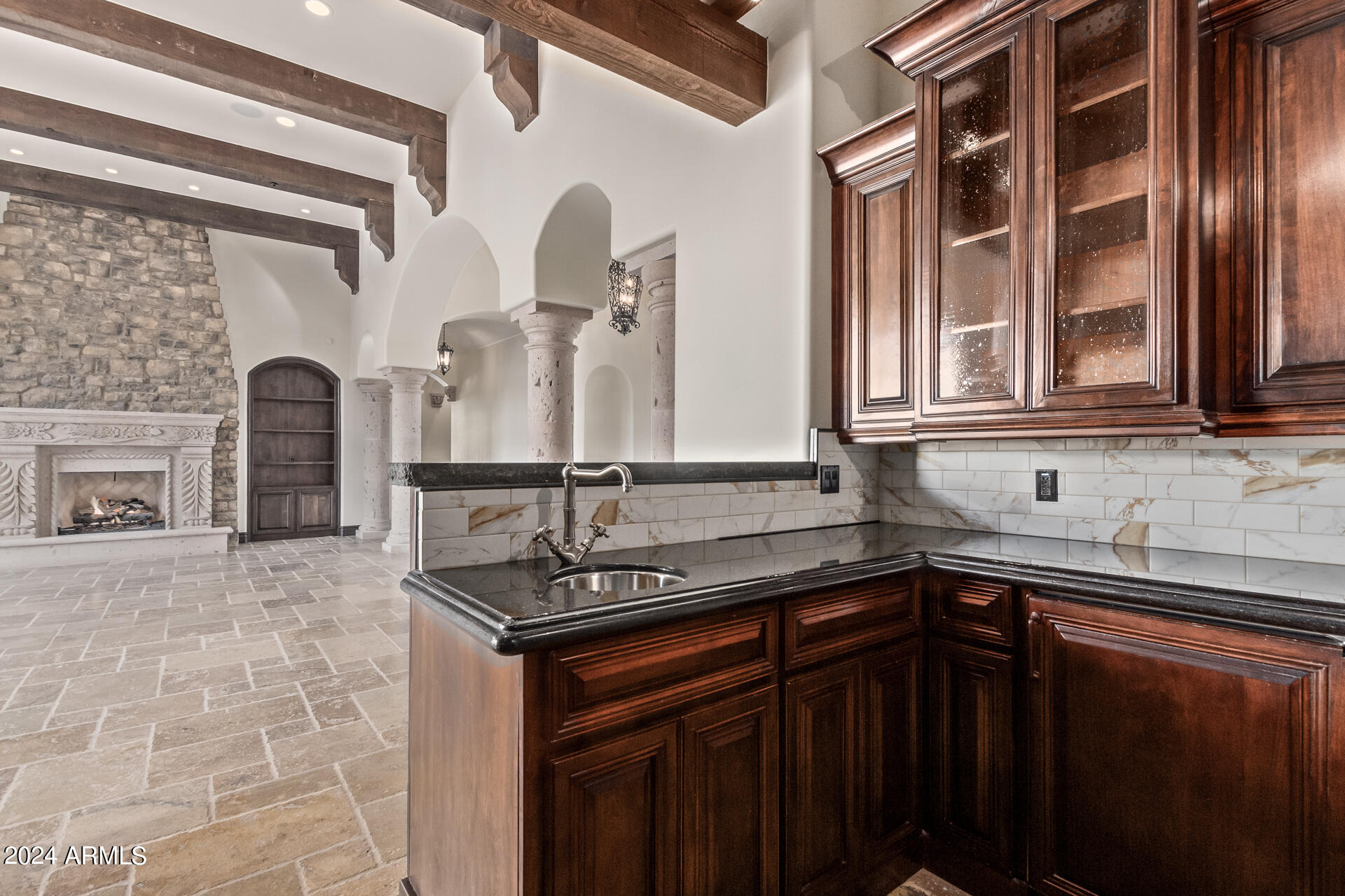 SIERRA HILLS - Residential