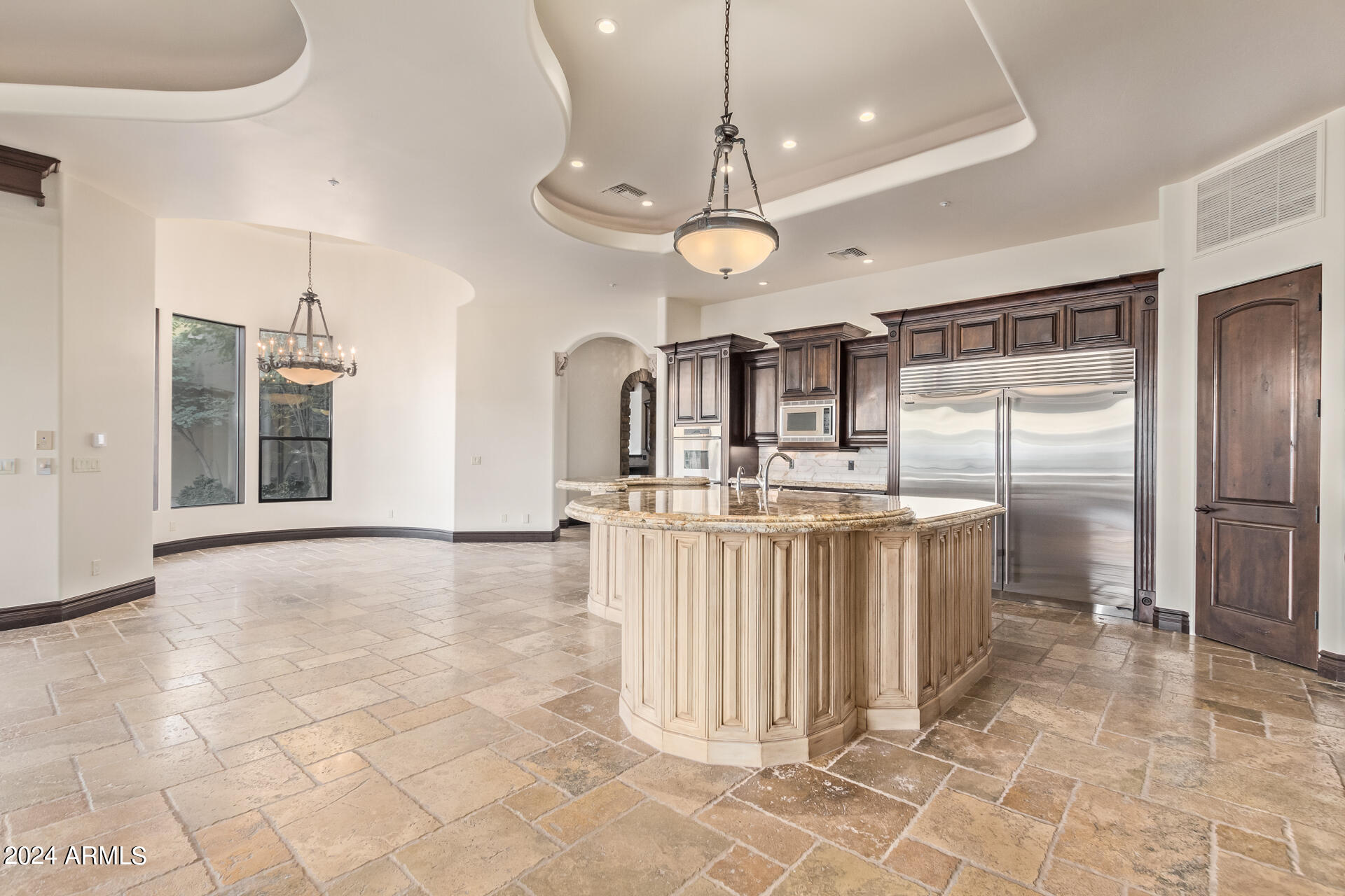SIERRA HILLS - Residential