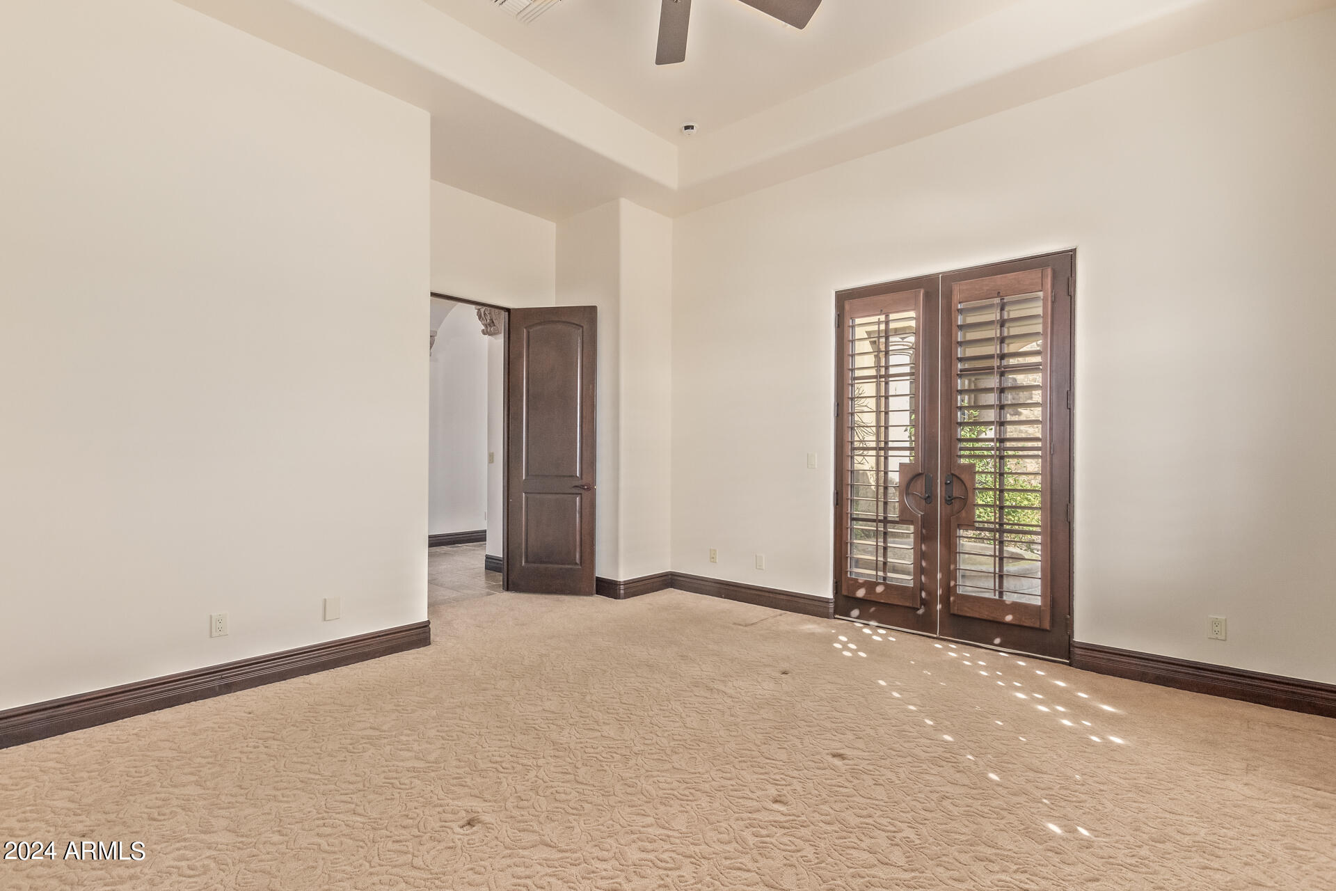 SIERRA HILLS - Residential