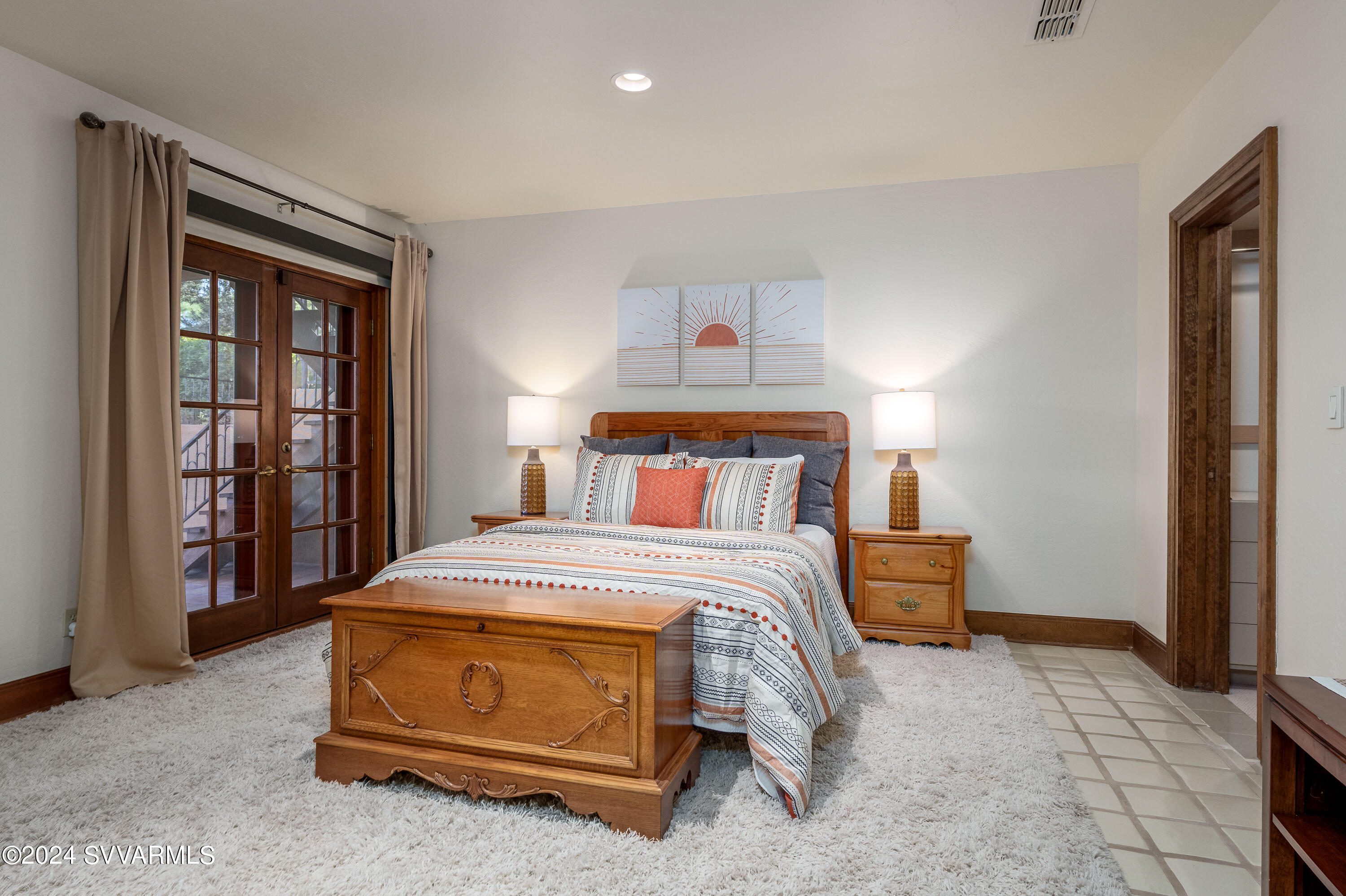 Cup Gold East - Residential