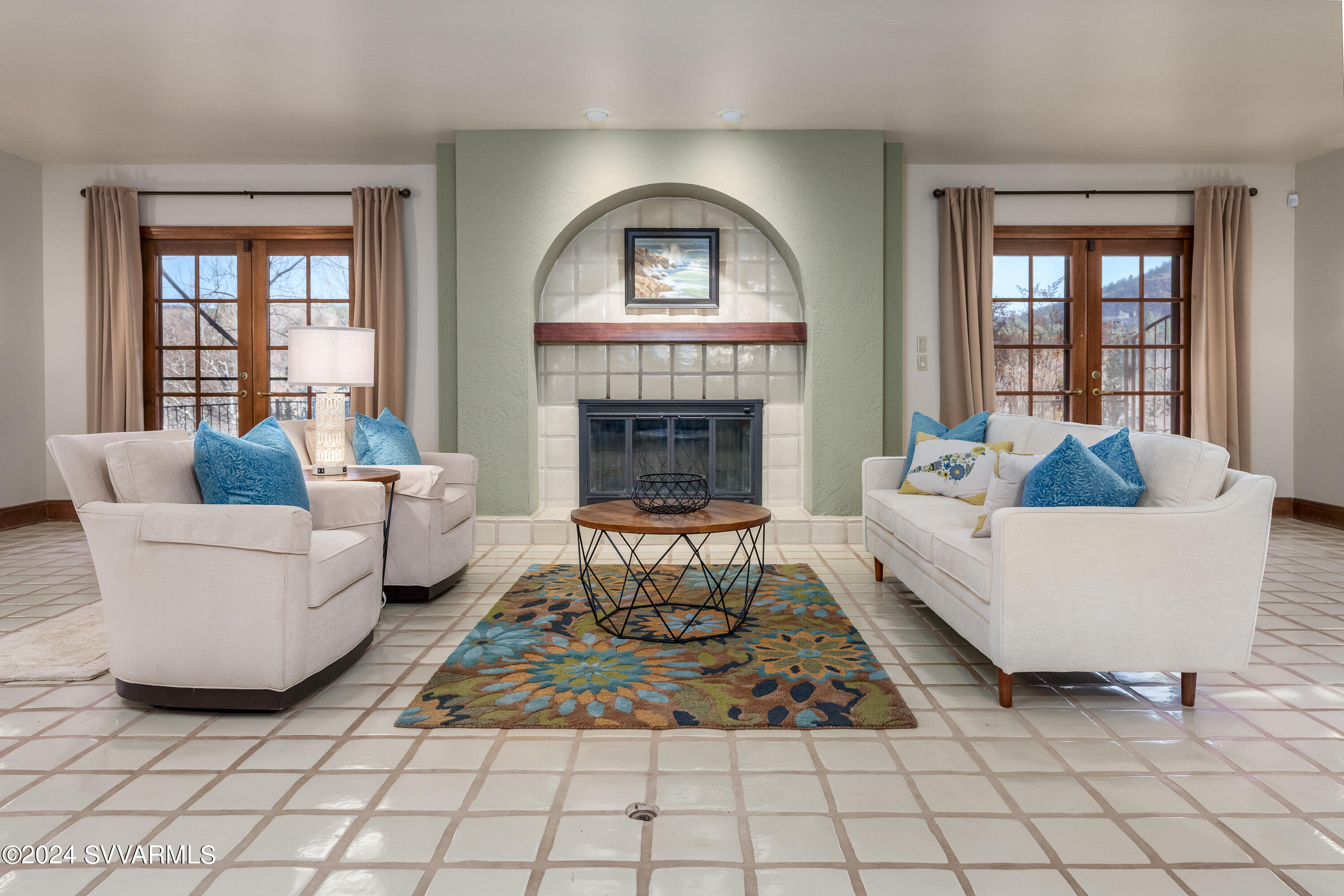 Cup Gold East - Residential