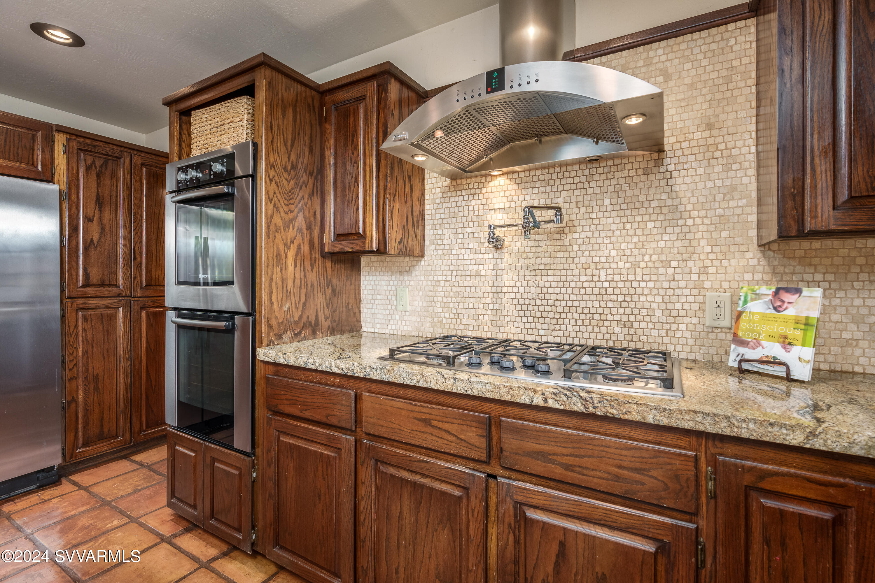 Cup Gold East - Residential