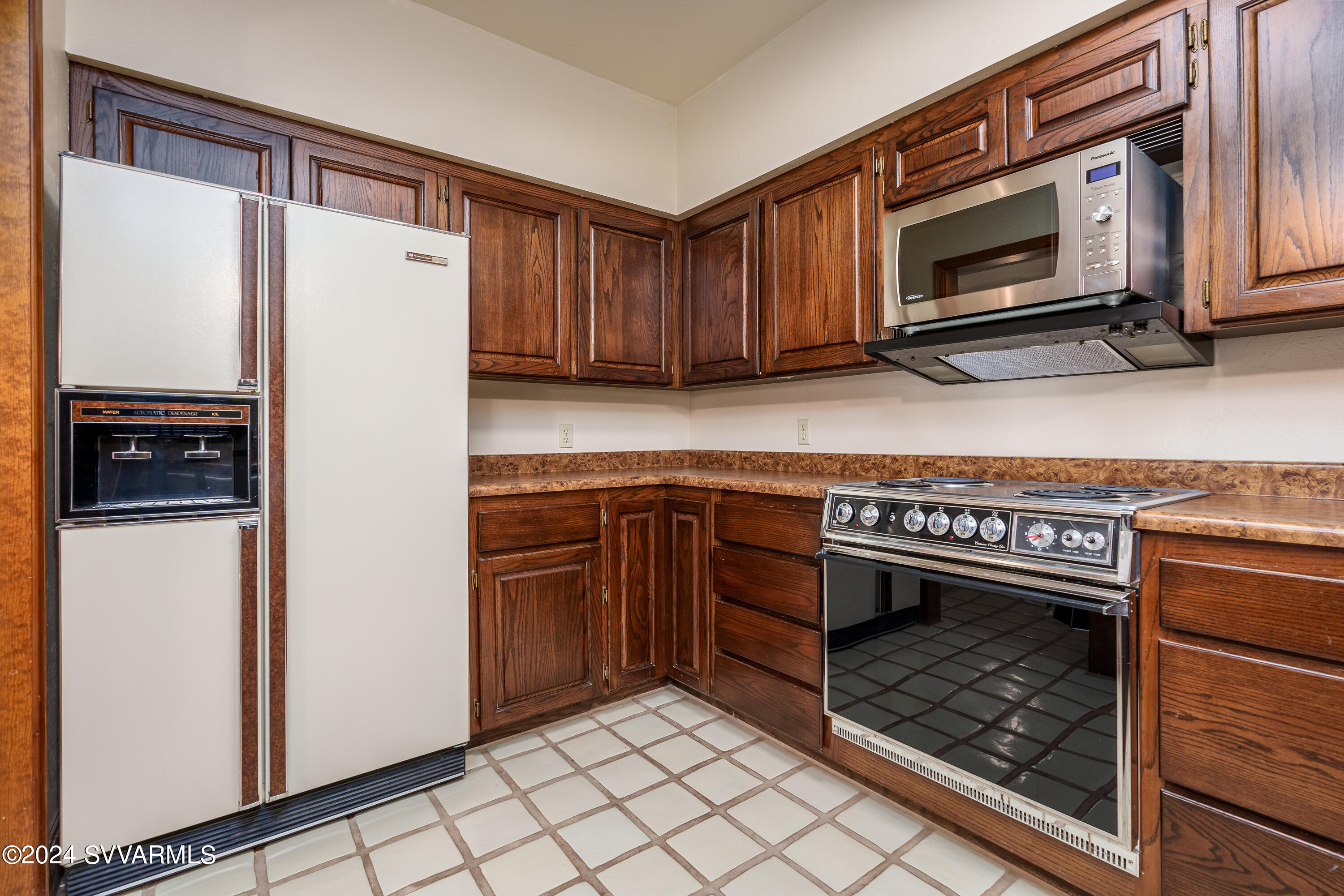 Cup Gold East - Residential