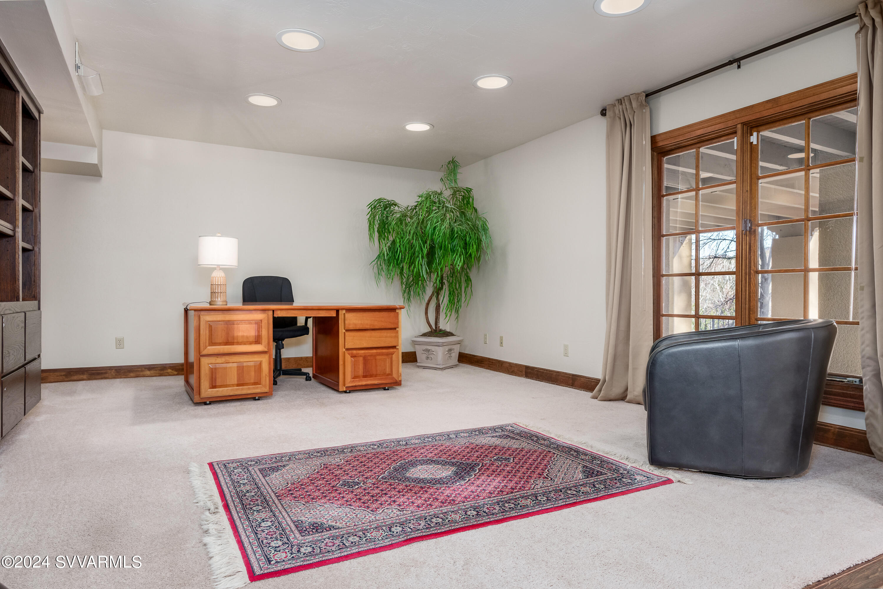 Cup Gold East - Residential