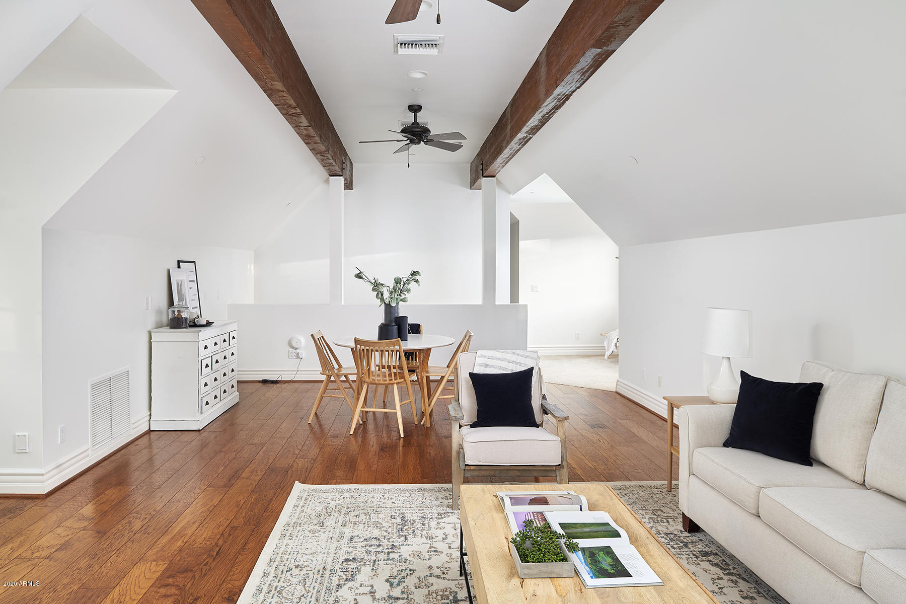 ARCADIA MANORS - Residential