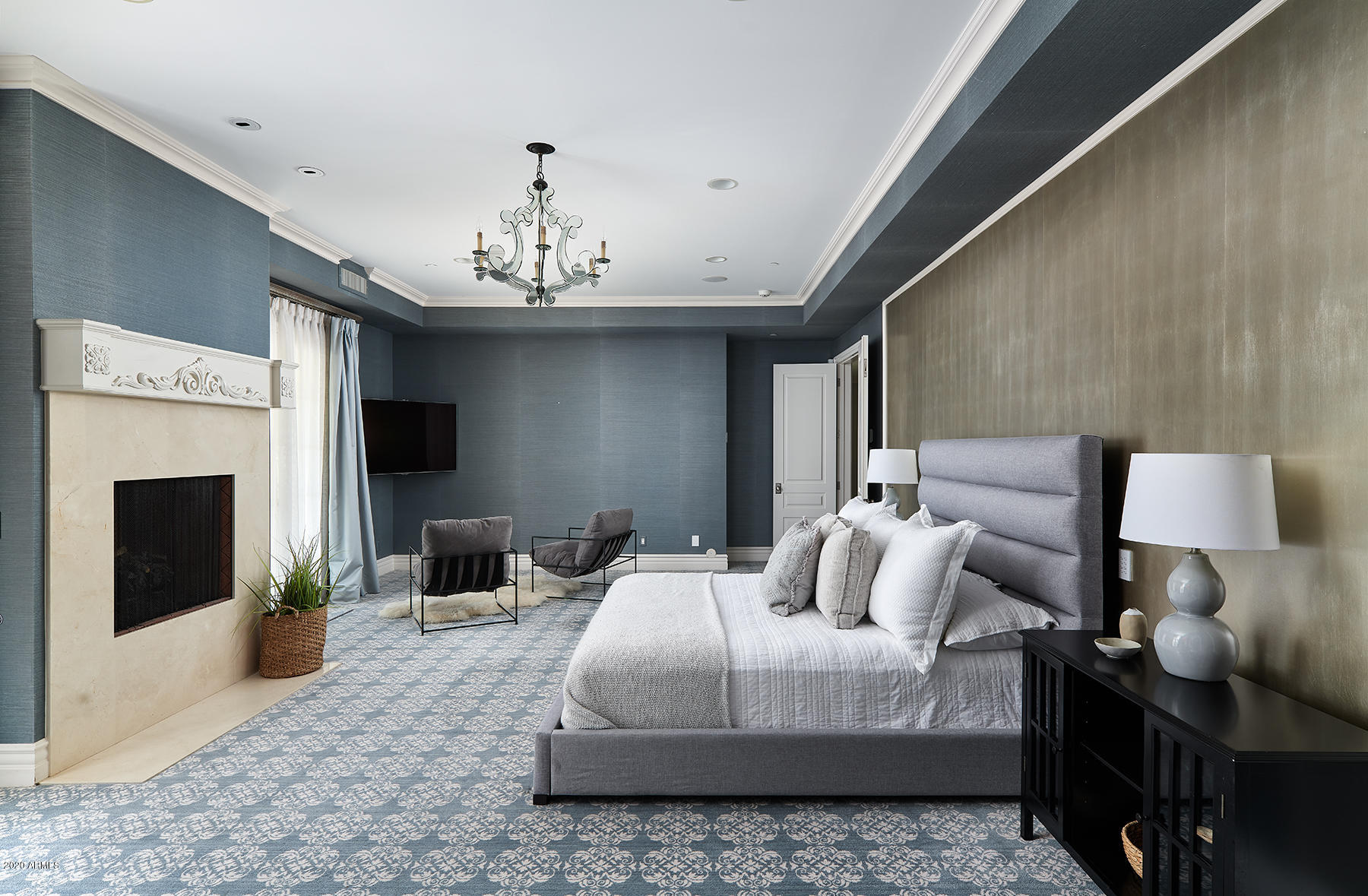 ARCADIA MANORS - Residential