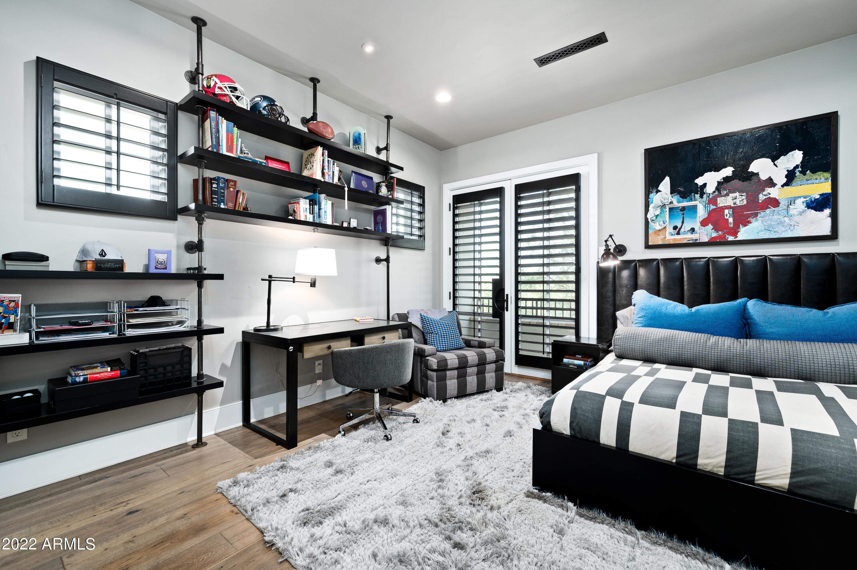 THE VILLAGE AT PARADISE RESERVE - Residential