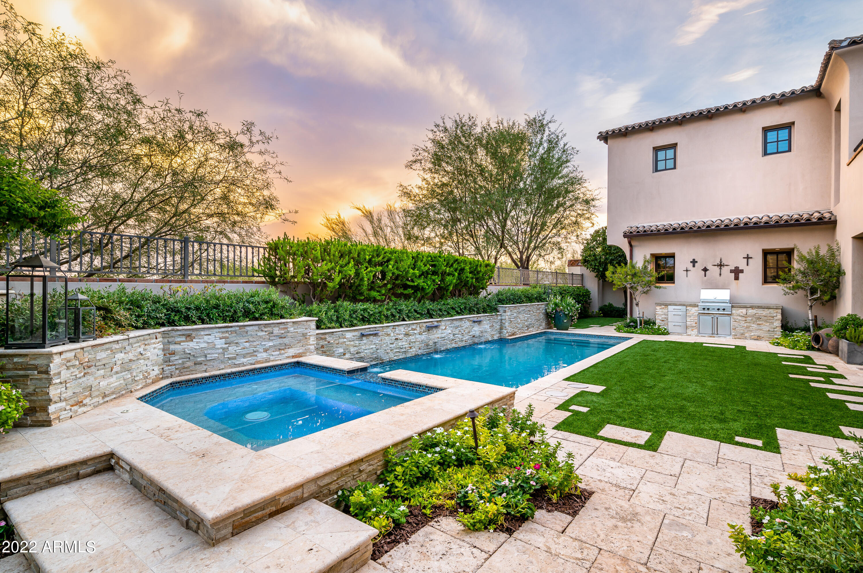THE VILLAGE AT PARADISE RESERVE - Residential