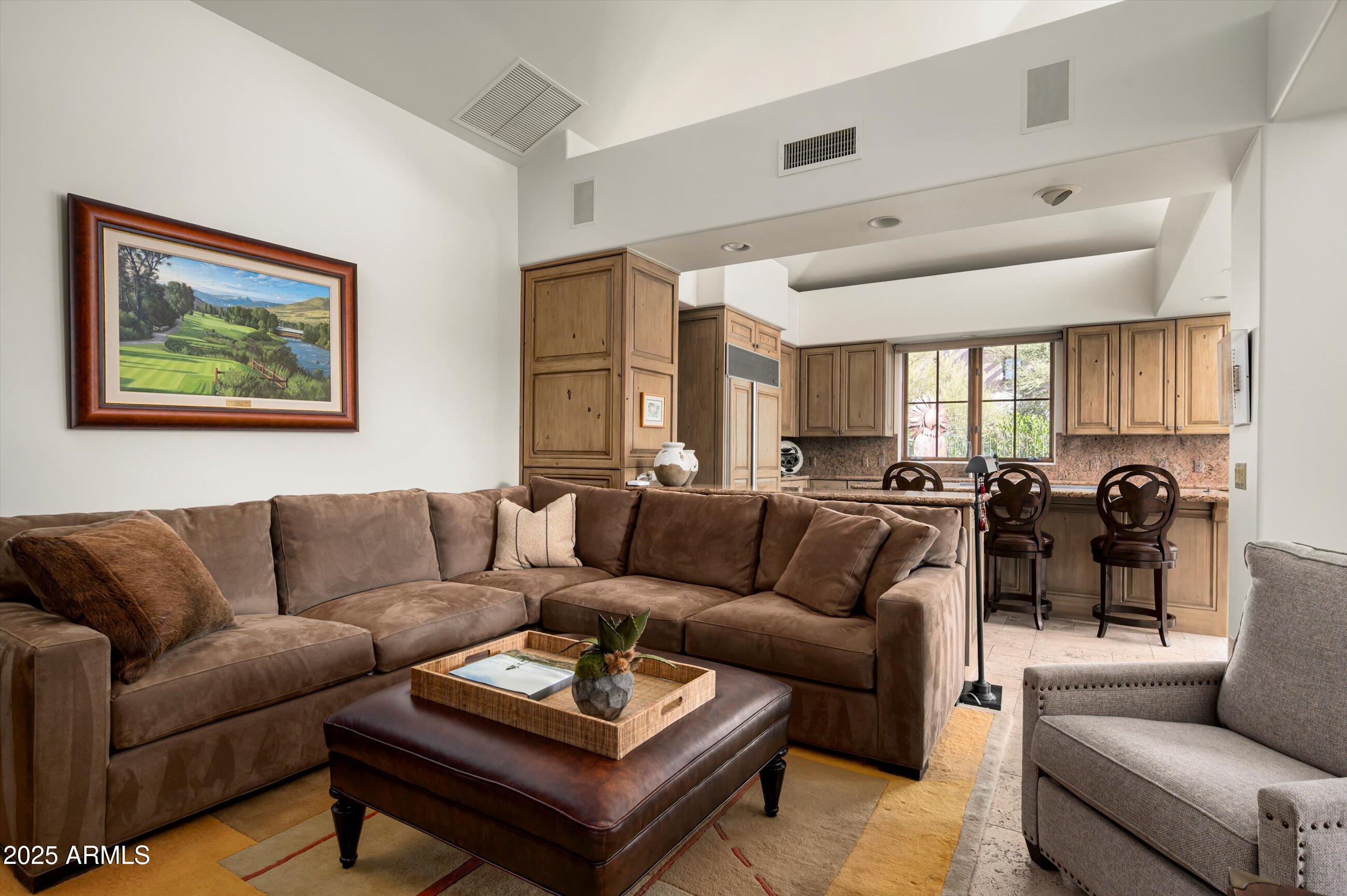 Estancia - Residential