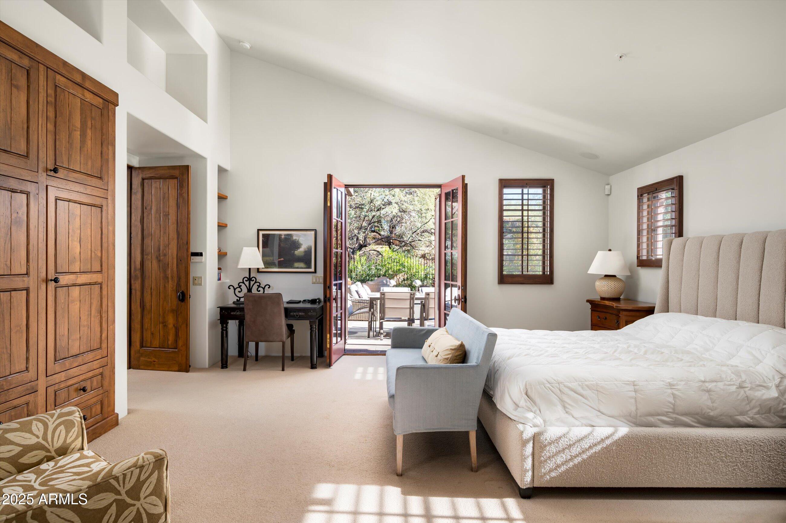 Estancia - Residential
