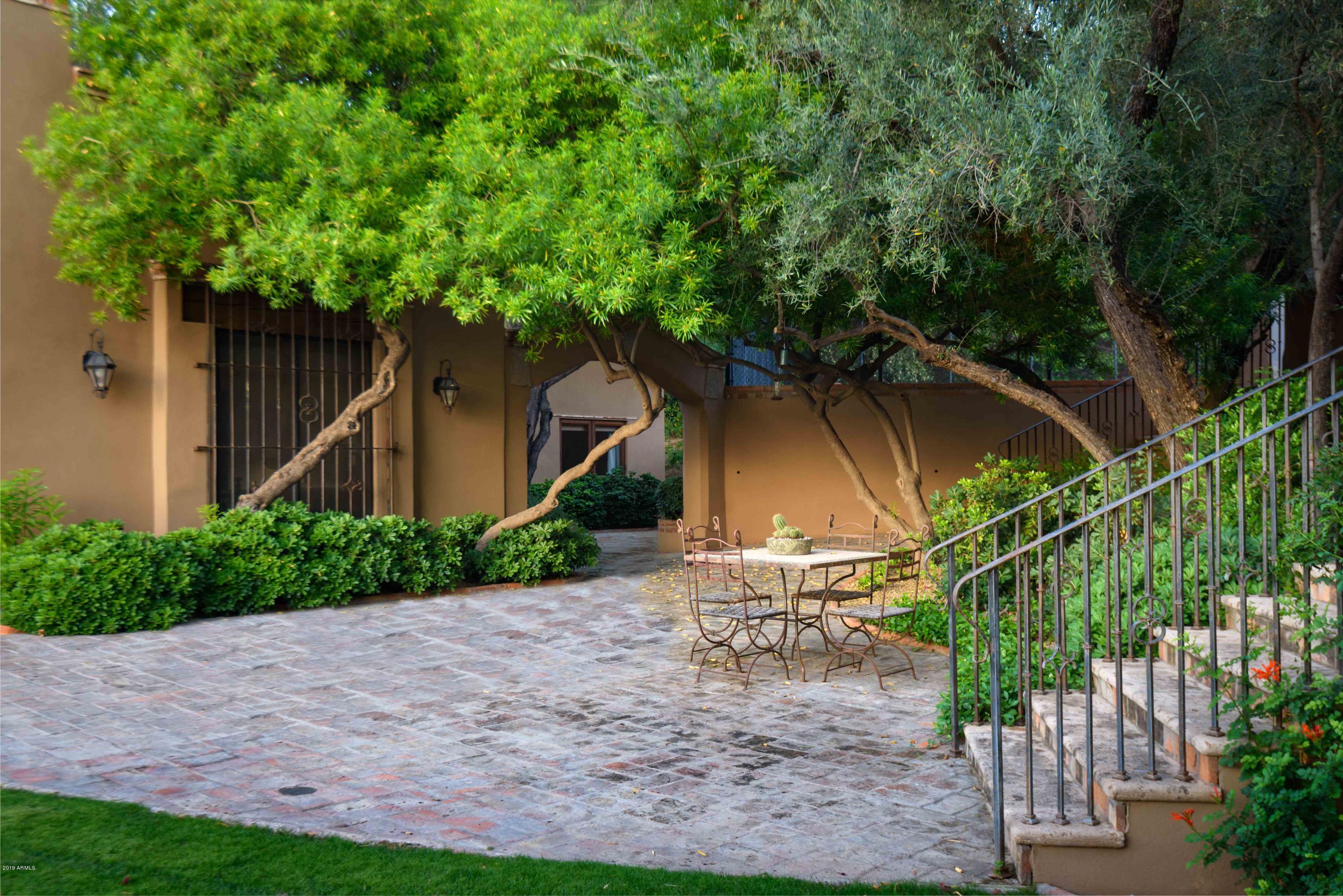 Paradise Canyon Foothills - Residential