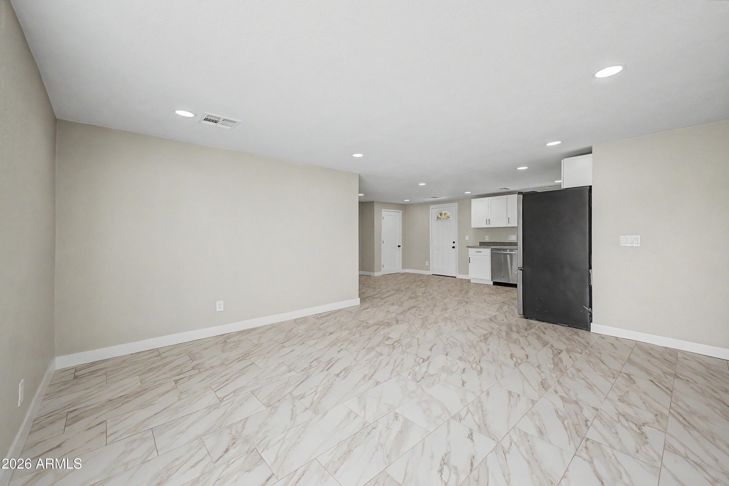 MANSFIELD TR LOTS 1-8, 15-26 - Residential