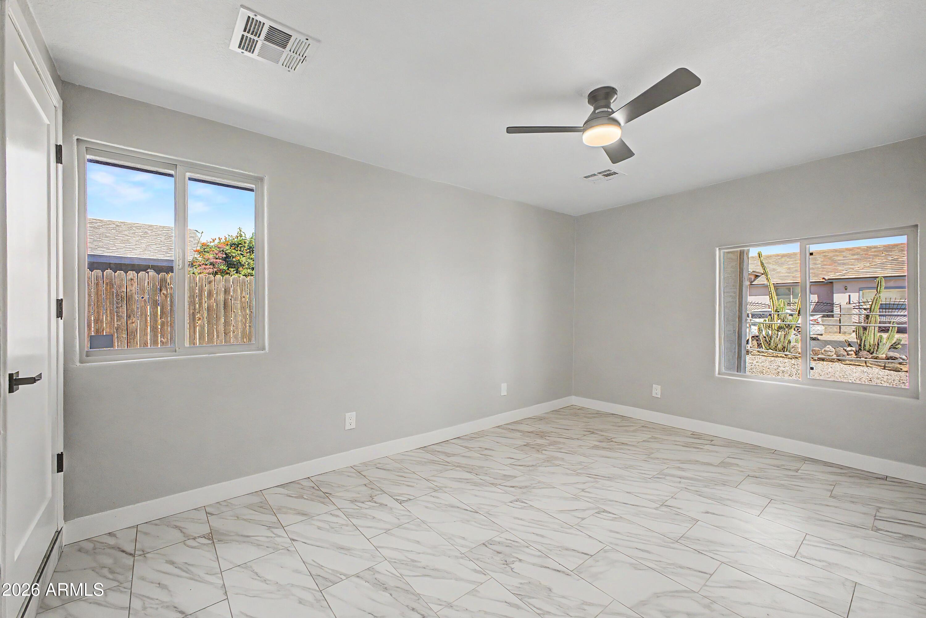MANSFIELD TR LOTS 1-8, 15-26 - Residential