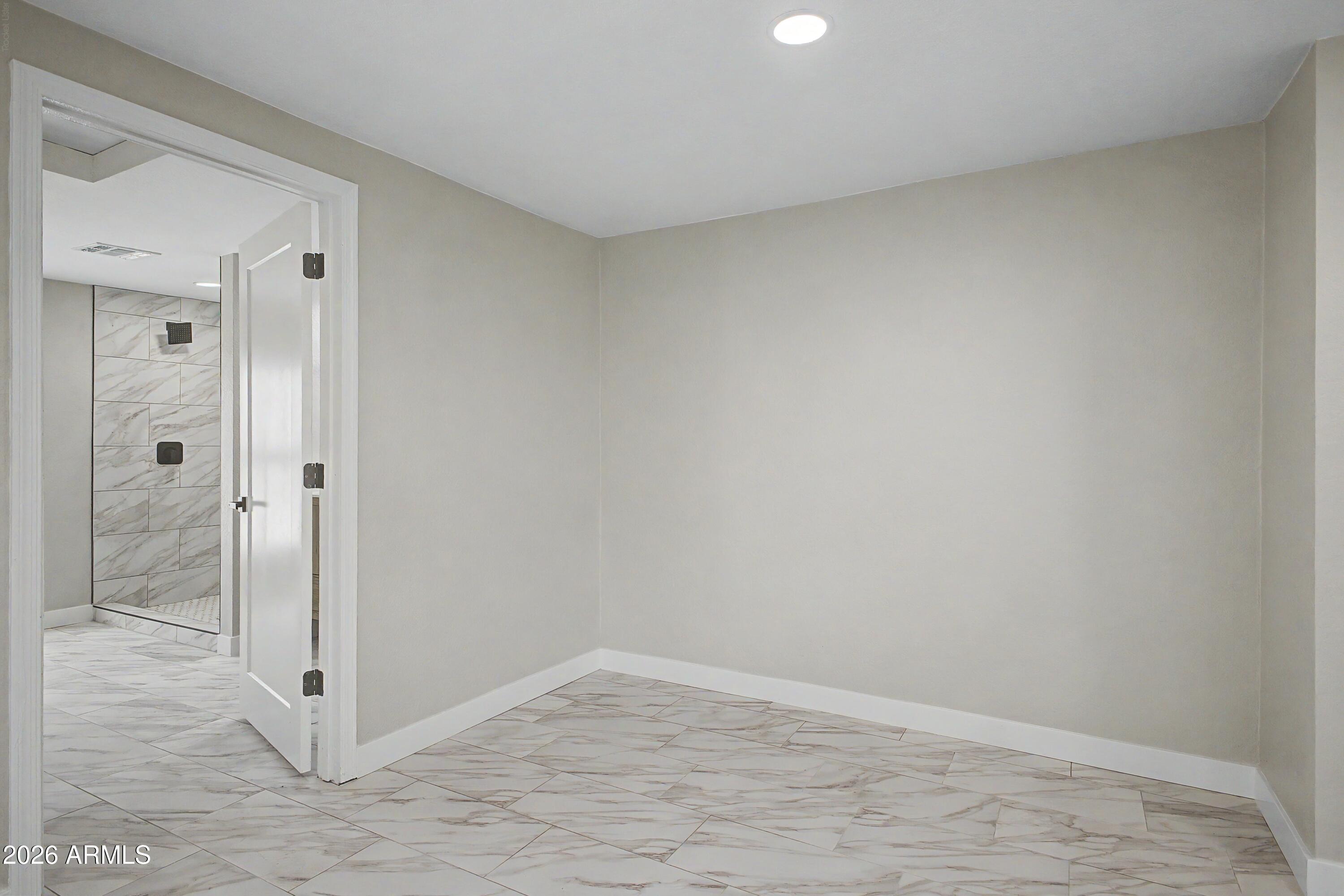 MANSFIELD TR LOTS 1-8, 15-26 - Residential