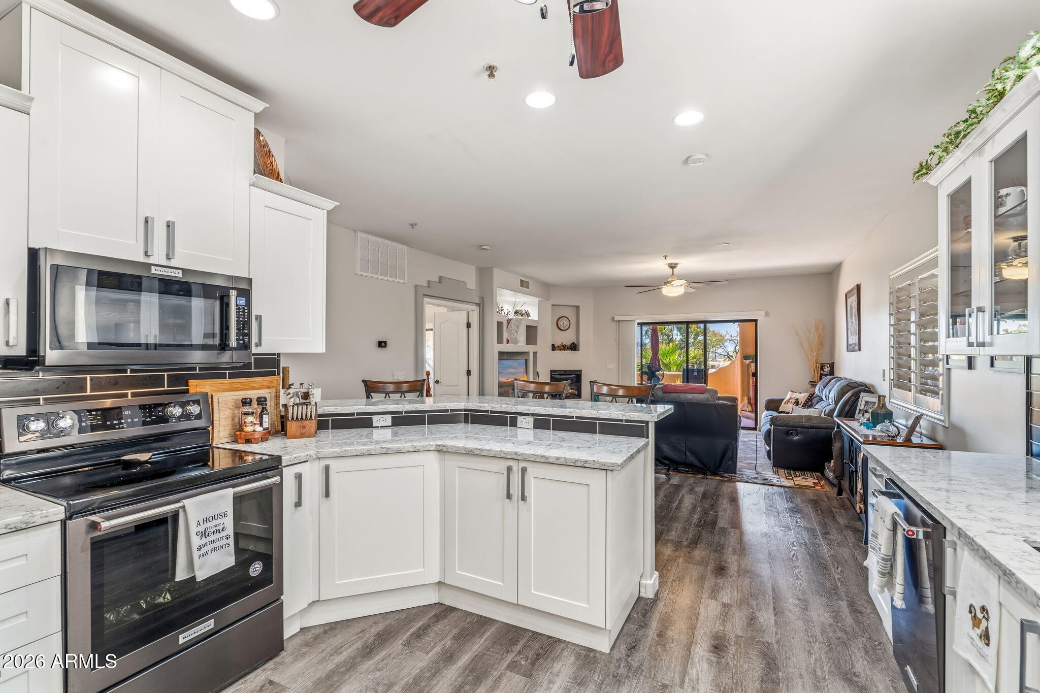 SAGUARO RIDGE CONDOMINIUMS - Residential