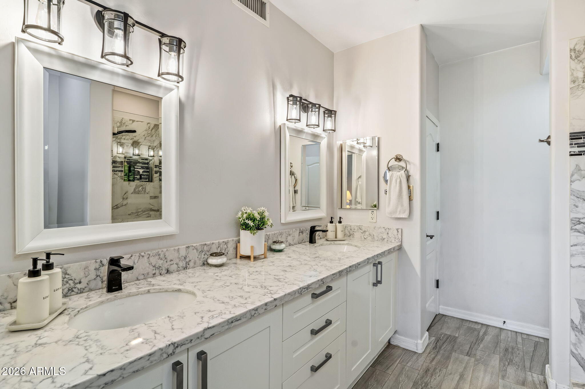 SAGUARO RIDGE CONDOMINIUMS - Residential