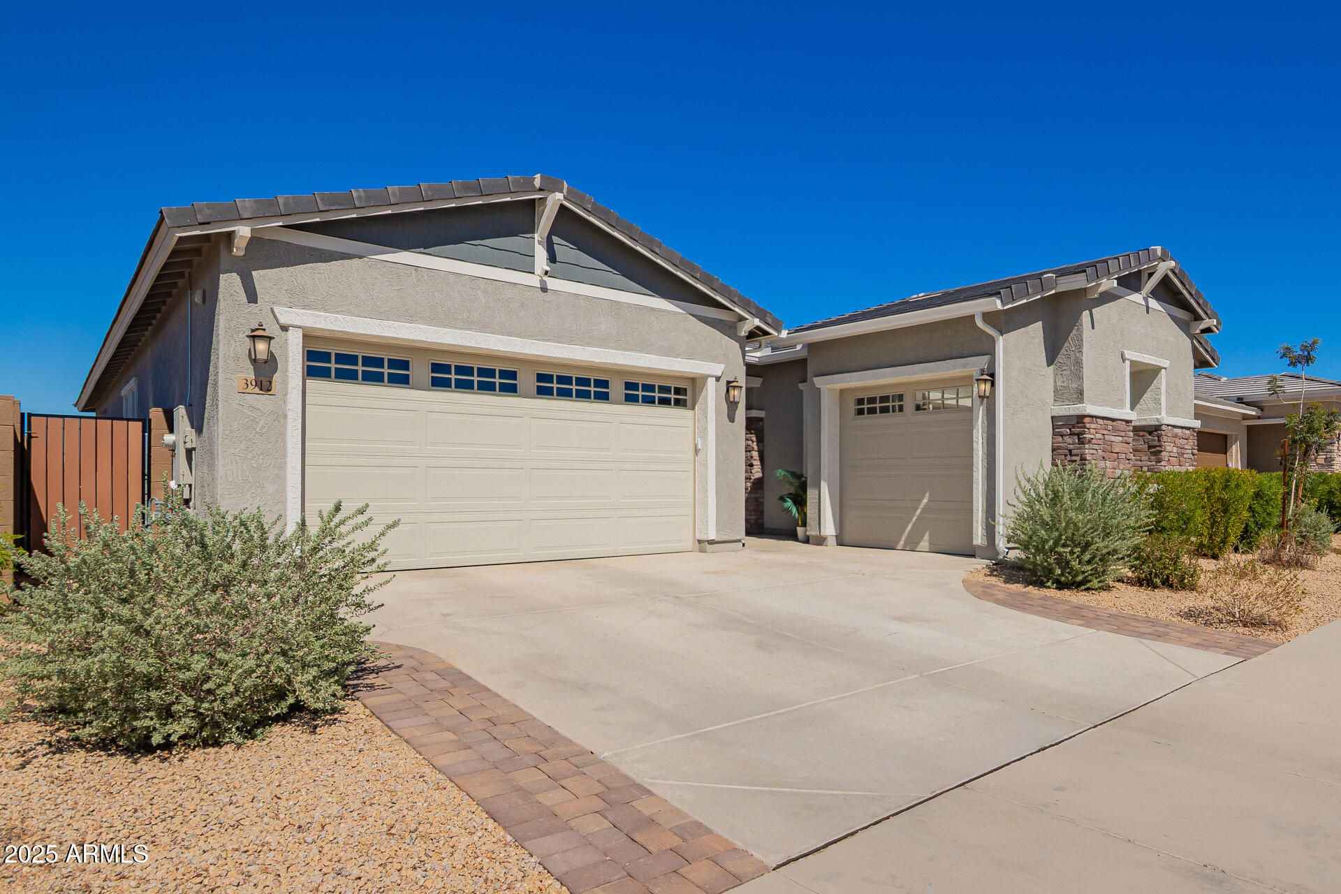 DOBBINS VILLAGE AMD - Residential
