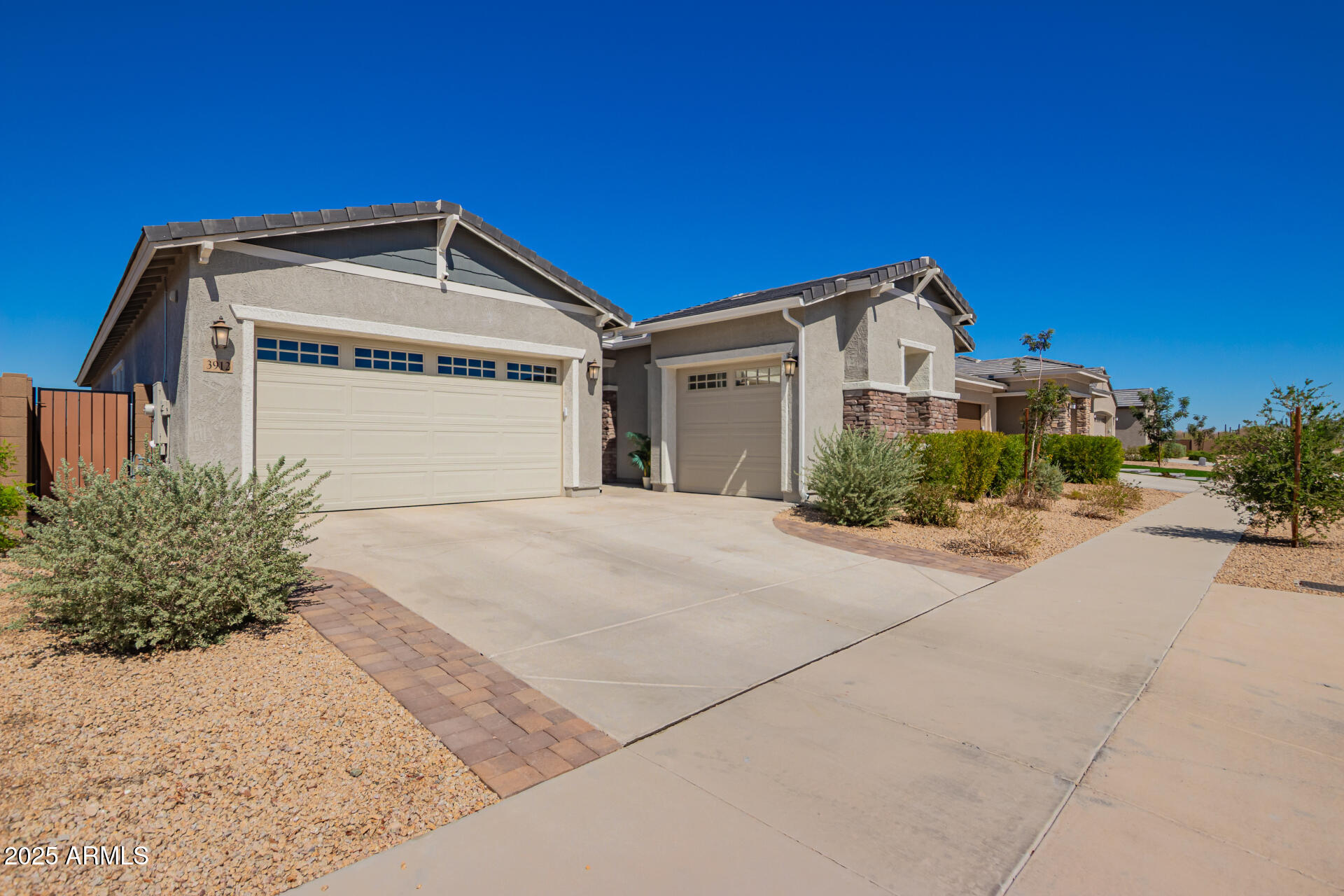 DOBBINS VILLAGE AMD - Residential