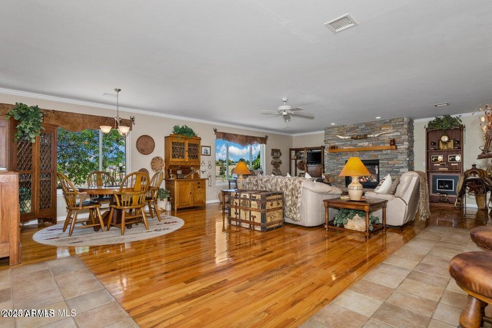 CHINO LAKES UNIT 1 - Residential