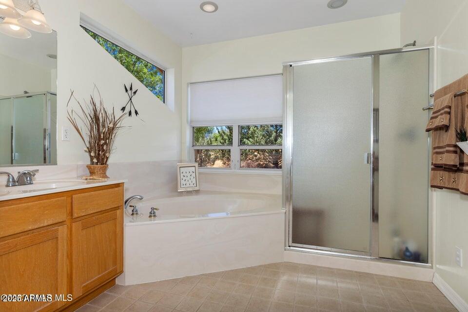 CHINO LAKES UNIT 1 - Residential