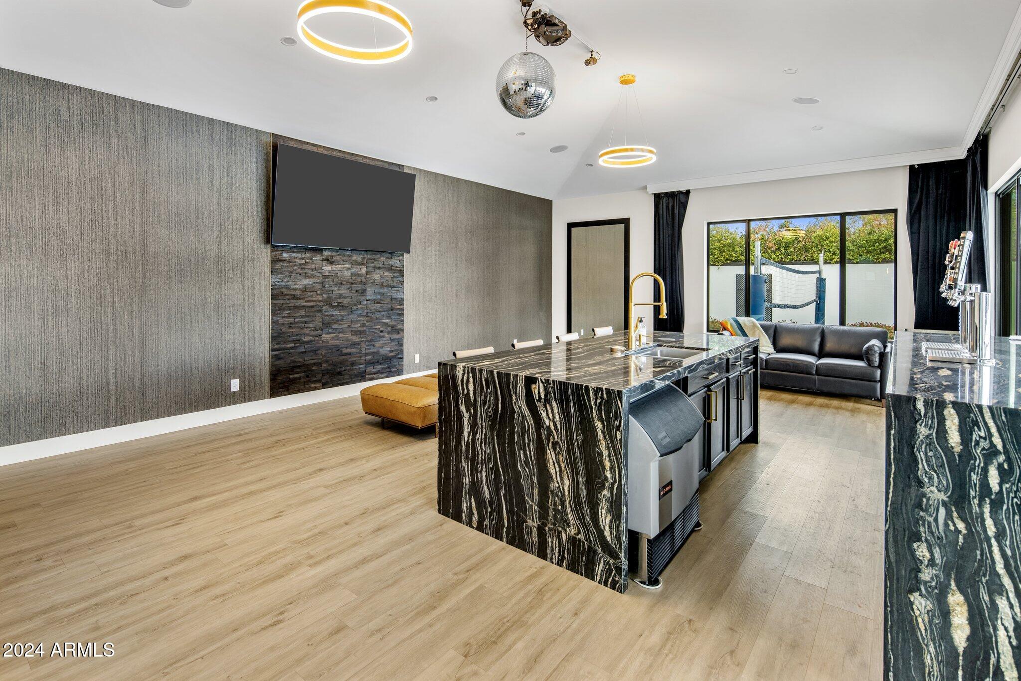 INDIAN MESA ESTATES AMD REPLAT - Residential