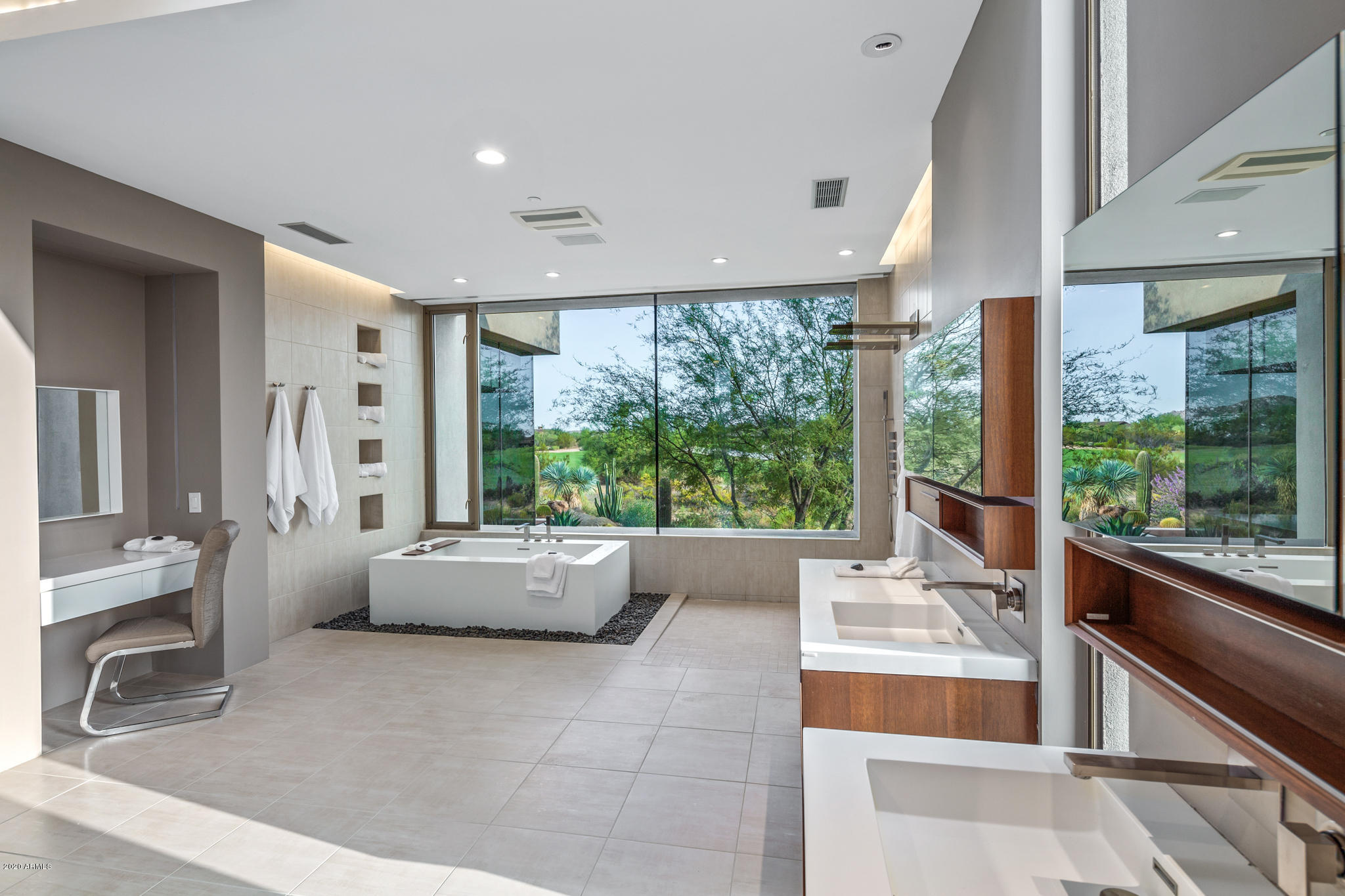 Mirabel Club - Residential