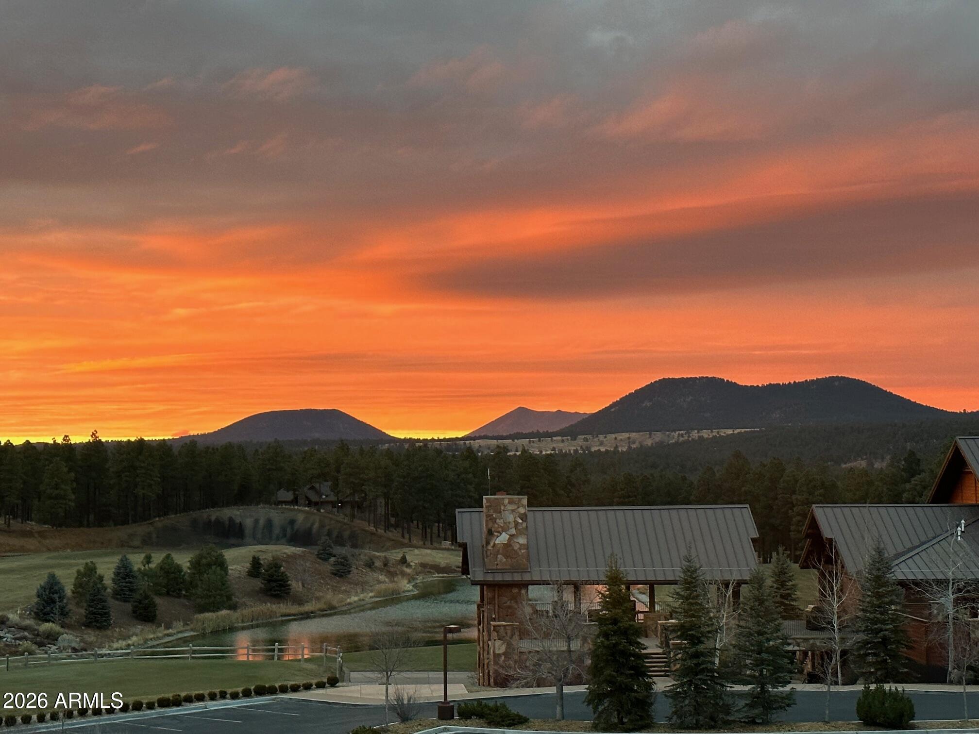 COTTAGES AT FLAGSTAFF RANCH GOLF CLUB - Residential