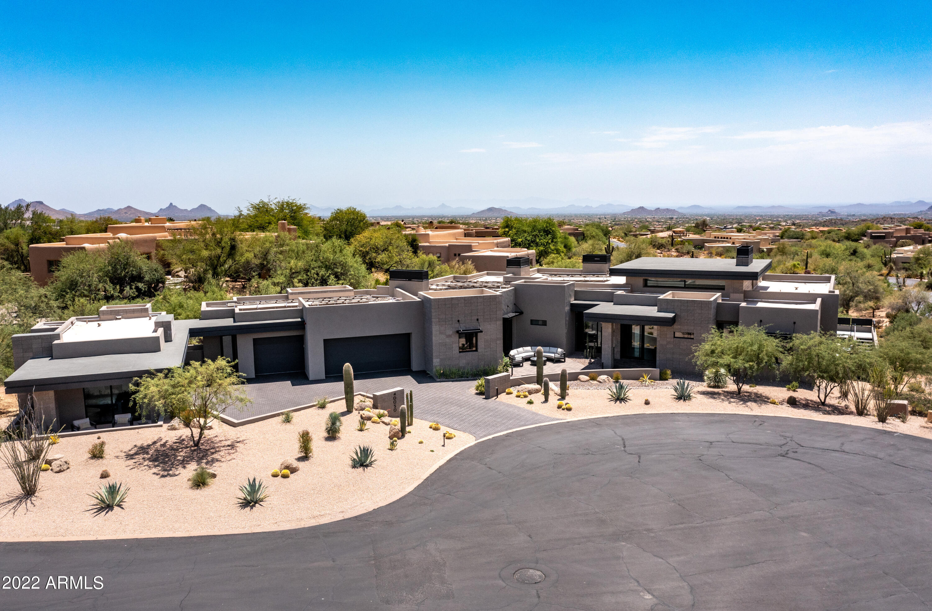 DESERT MOUNTAIN - Residential