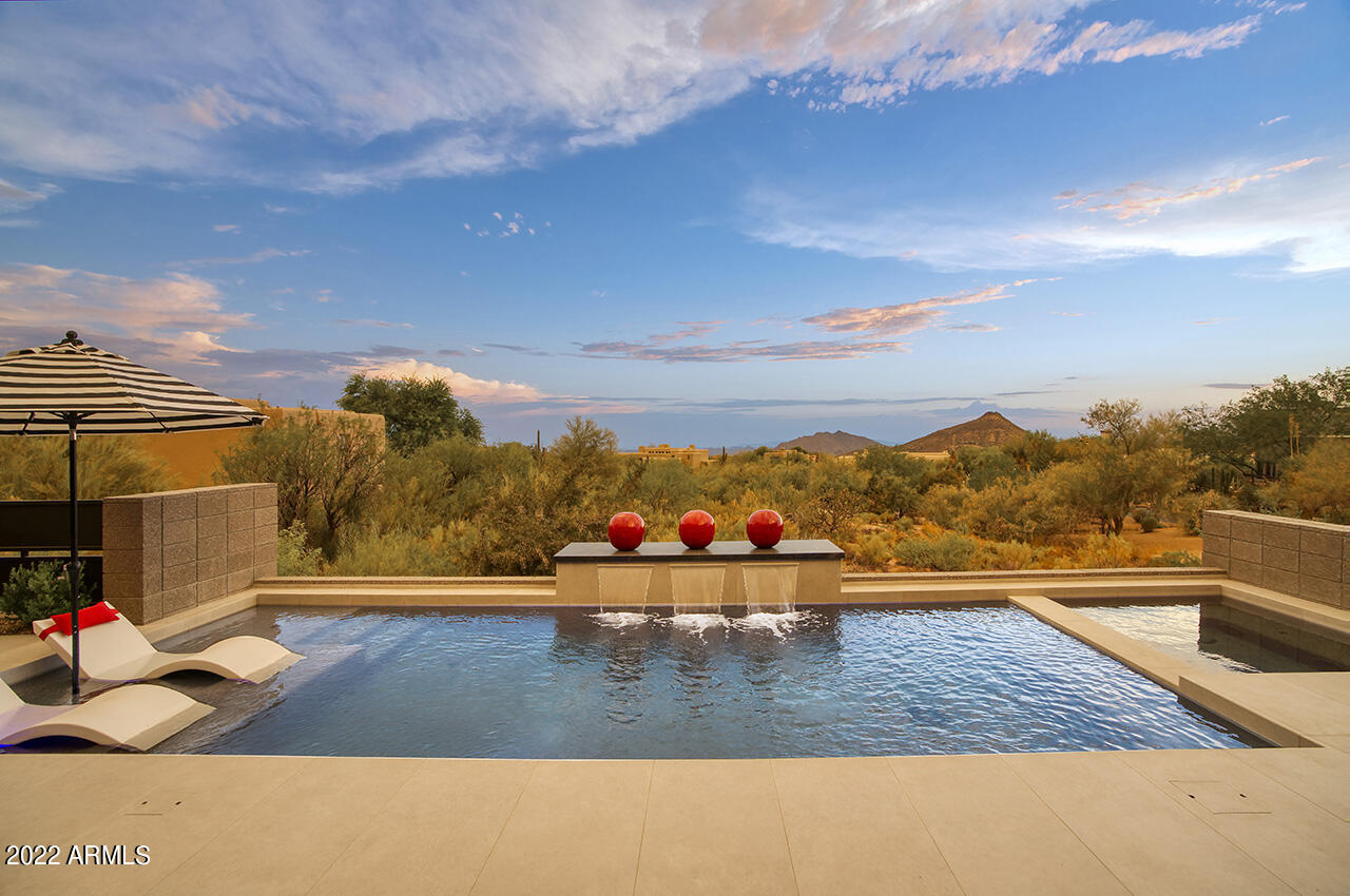 DESERT MOUNTAIN - Residential
