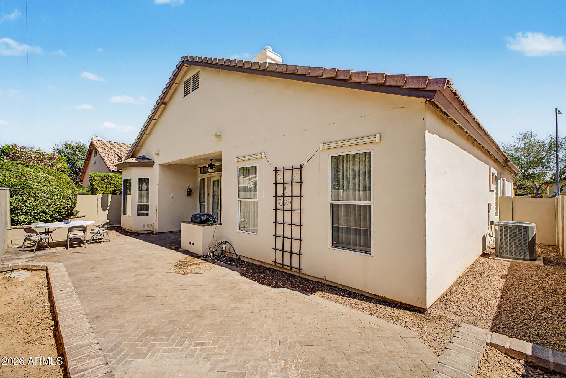 TRADITIONS - Residential