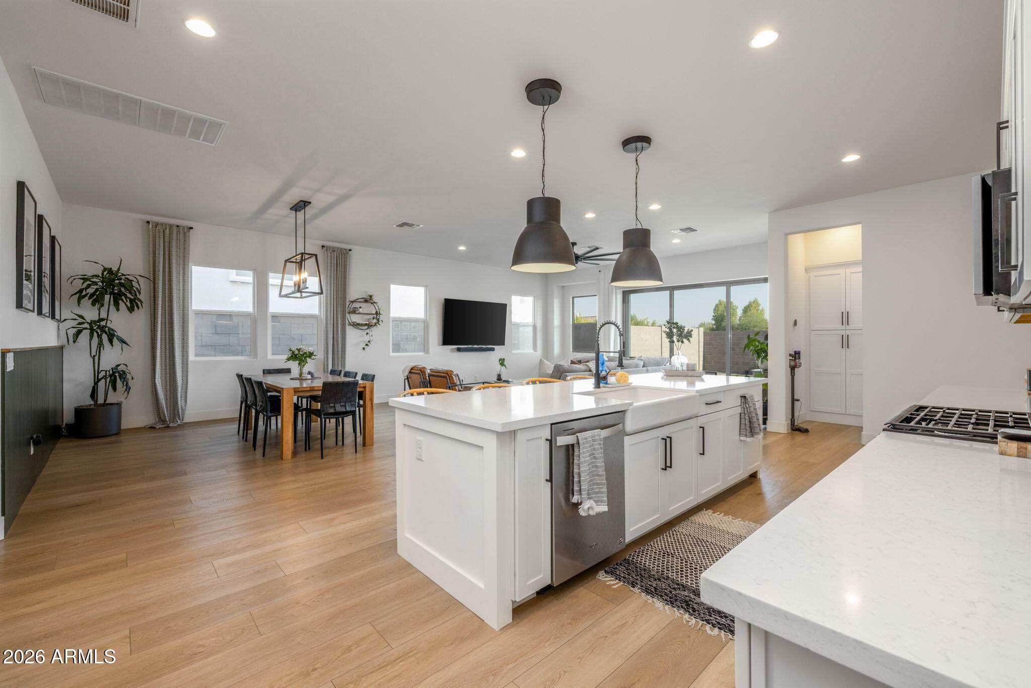 CADENCE AT GATEWAY PHASE 3 PARCEL U - Residential